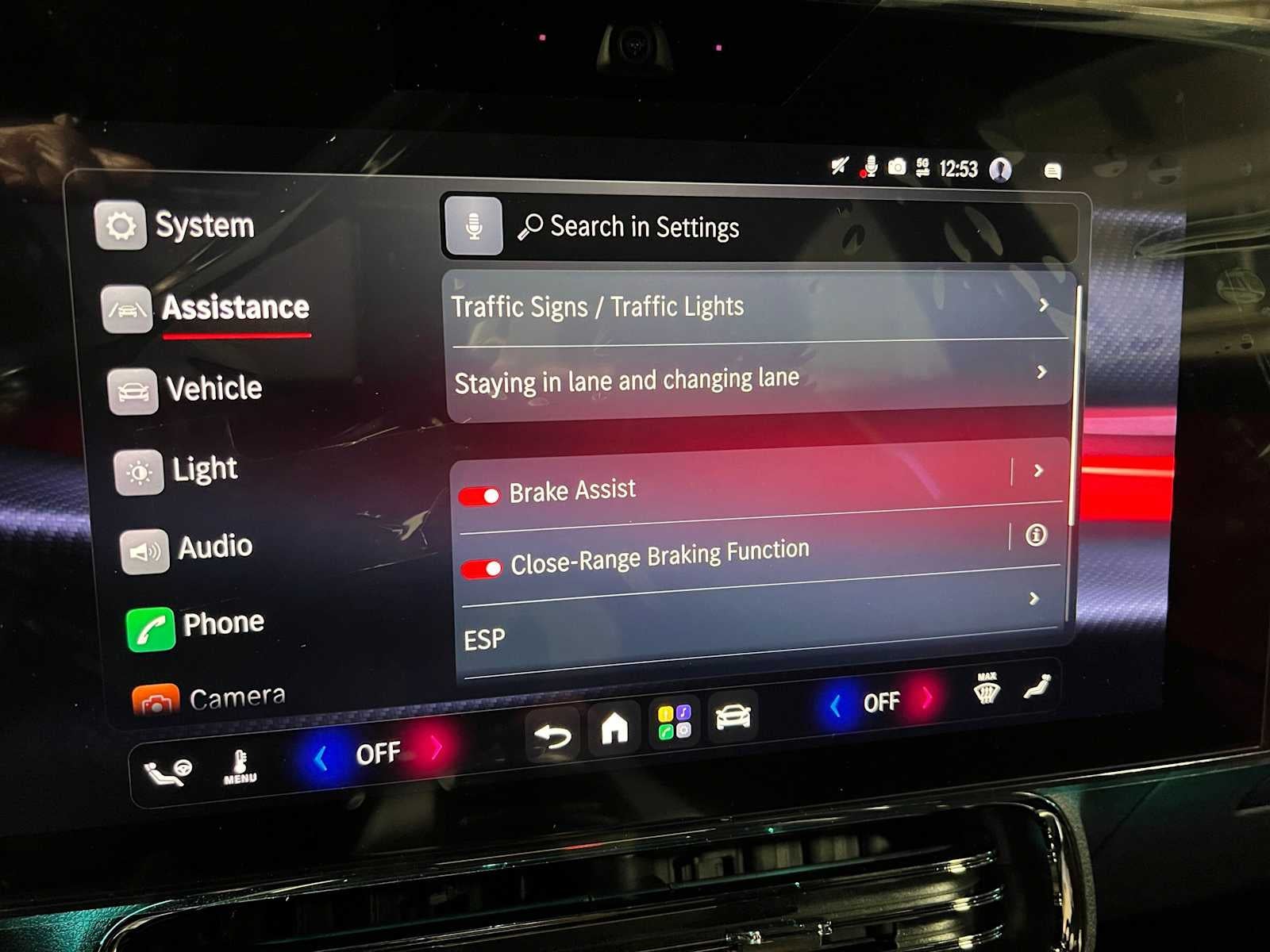 2027 Mercedes-Benz CLA 220 Hybrid FWD