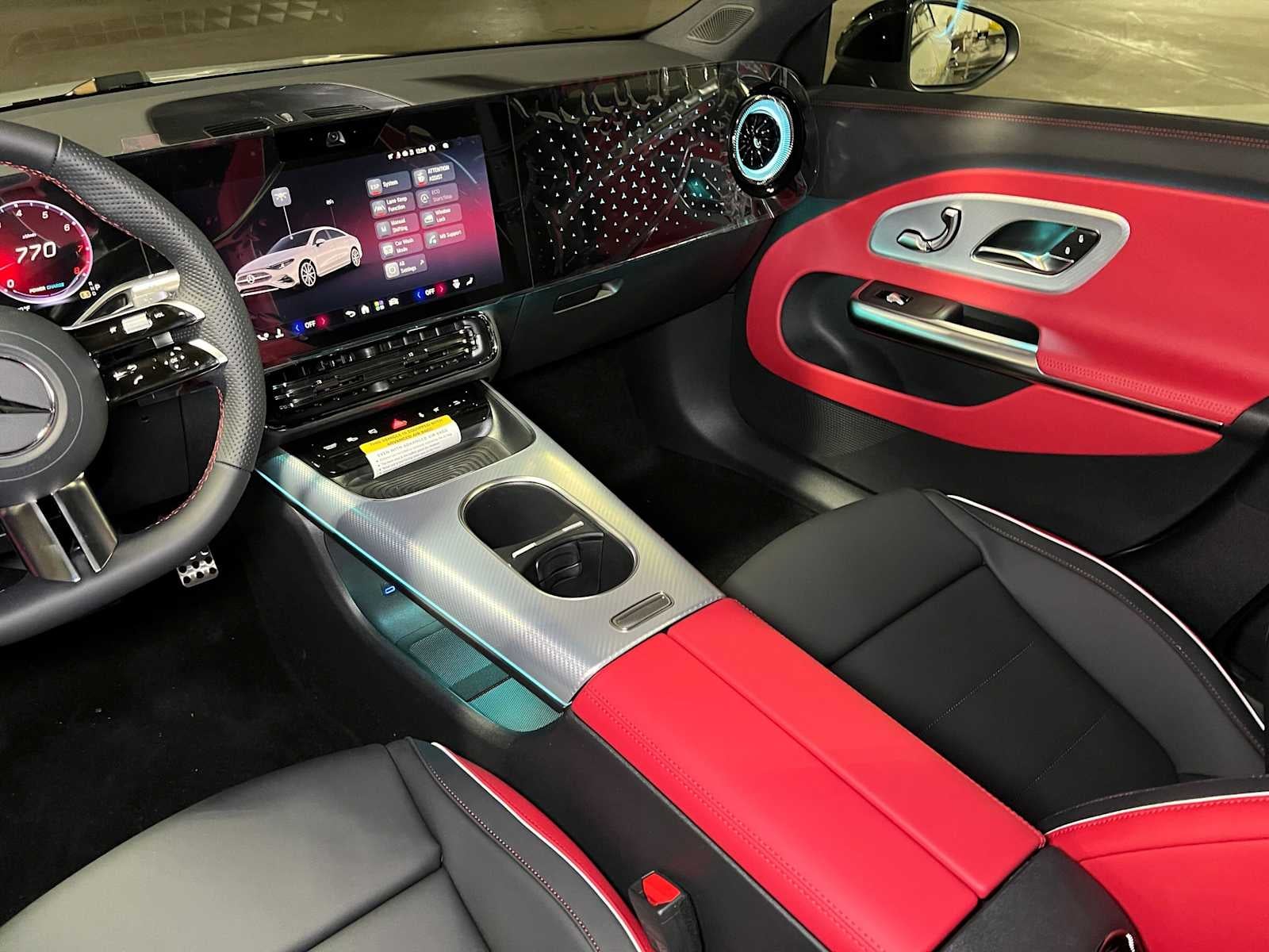 2027 Mercedes-Benz CLA 220 Hybrid FWD