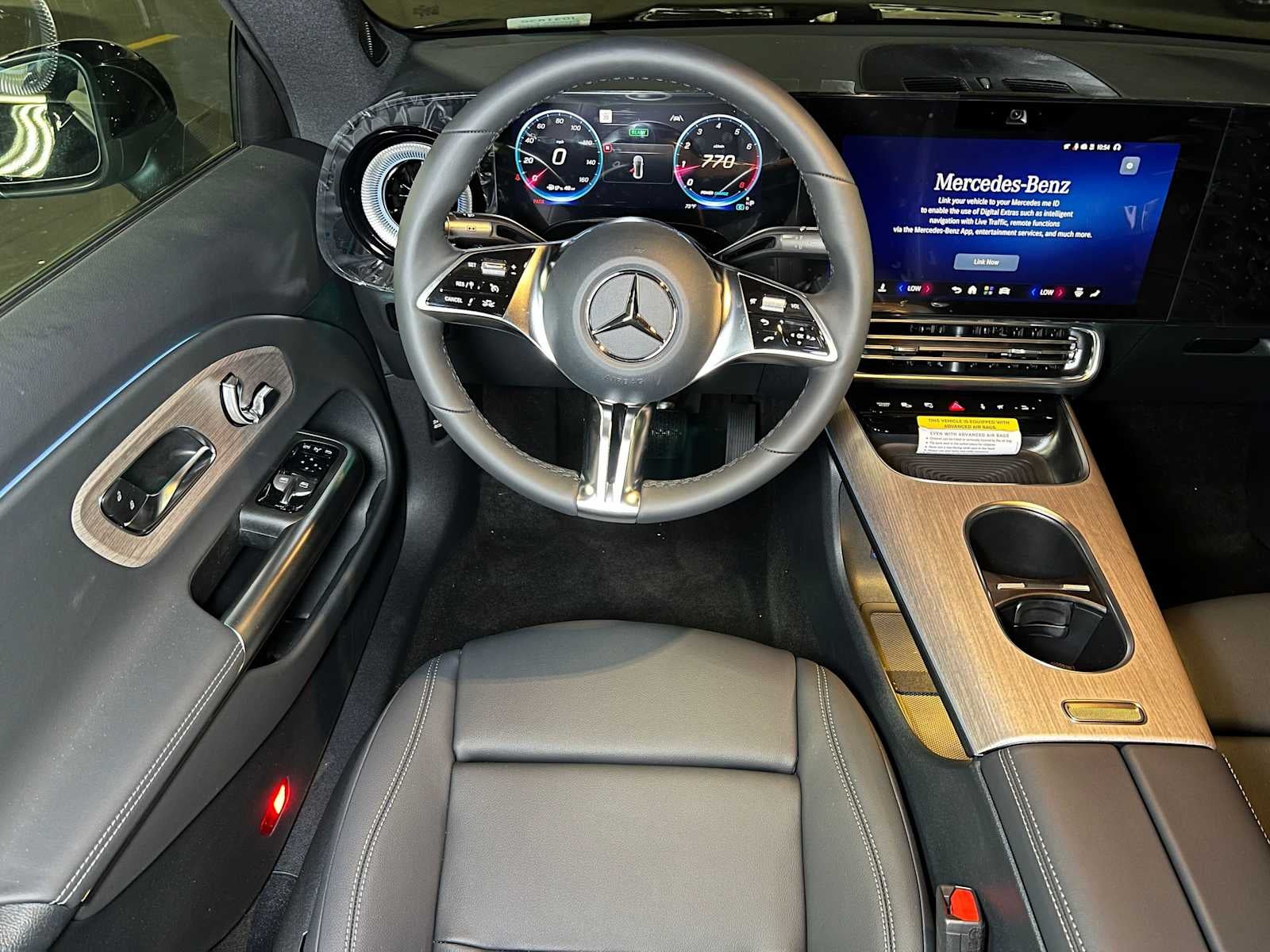 2027 Mercedes-Benz CLA 220 Hybrid FWD
