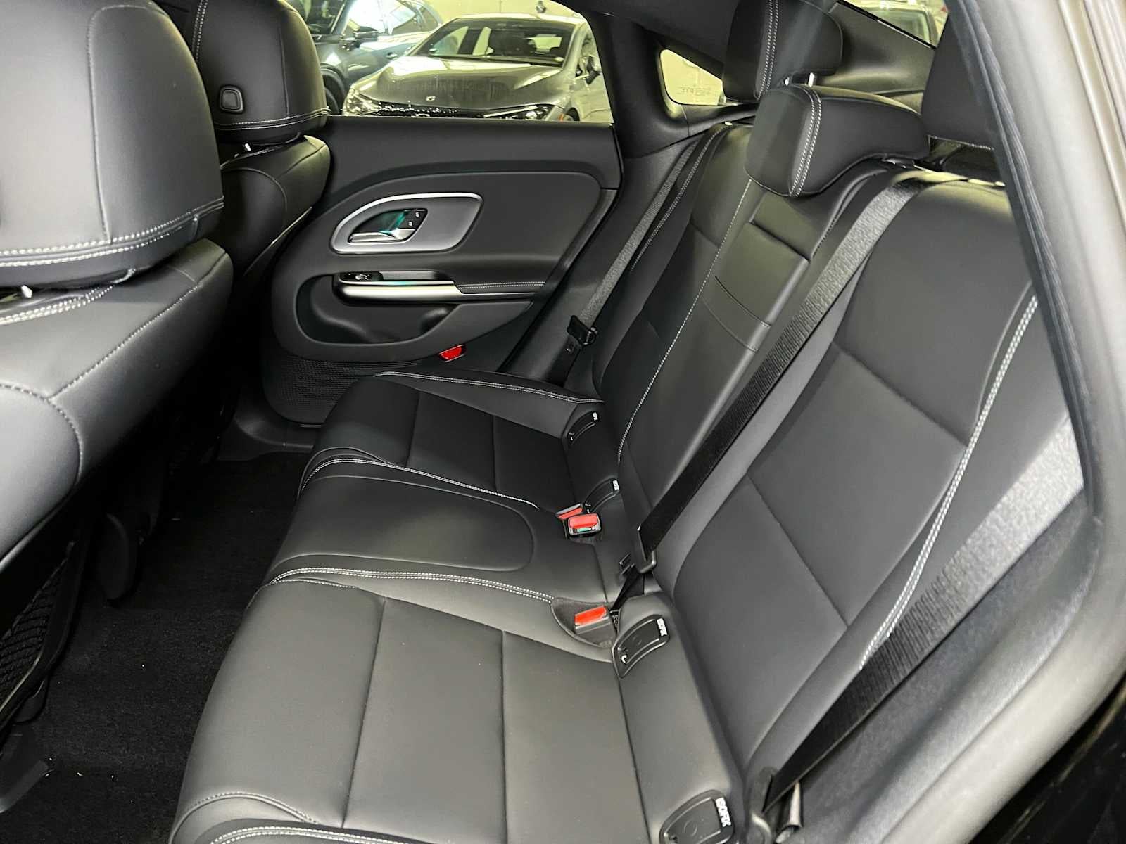 2027 Mercedes-Benz CLA 220 Hybrid FWD