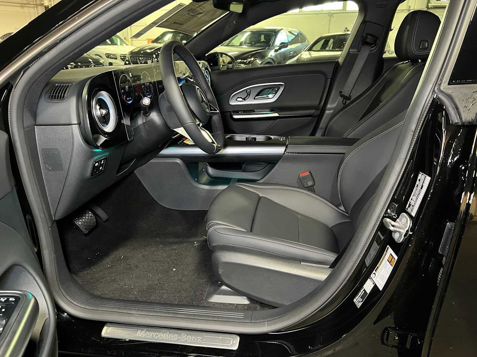 2027 Mercedes-Benz CLA 220 Hybrid FWD