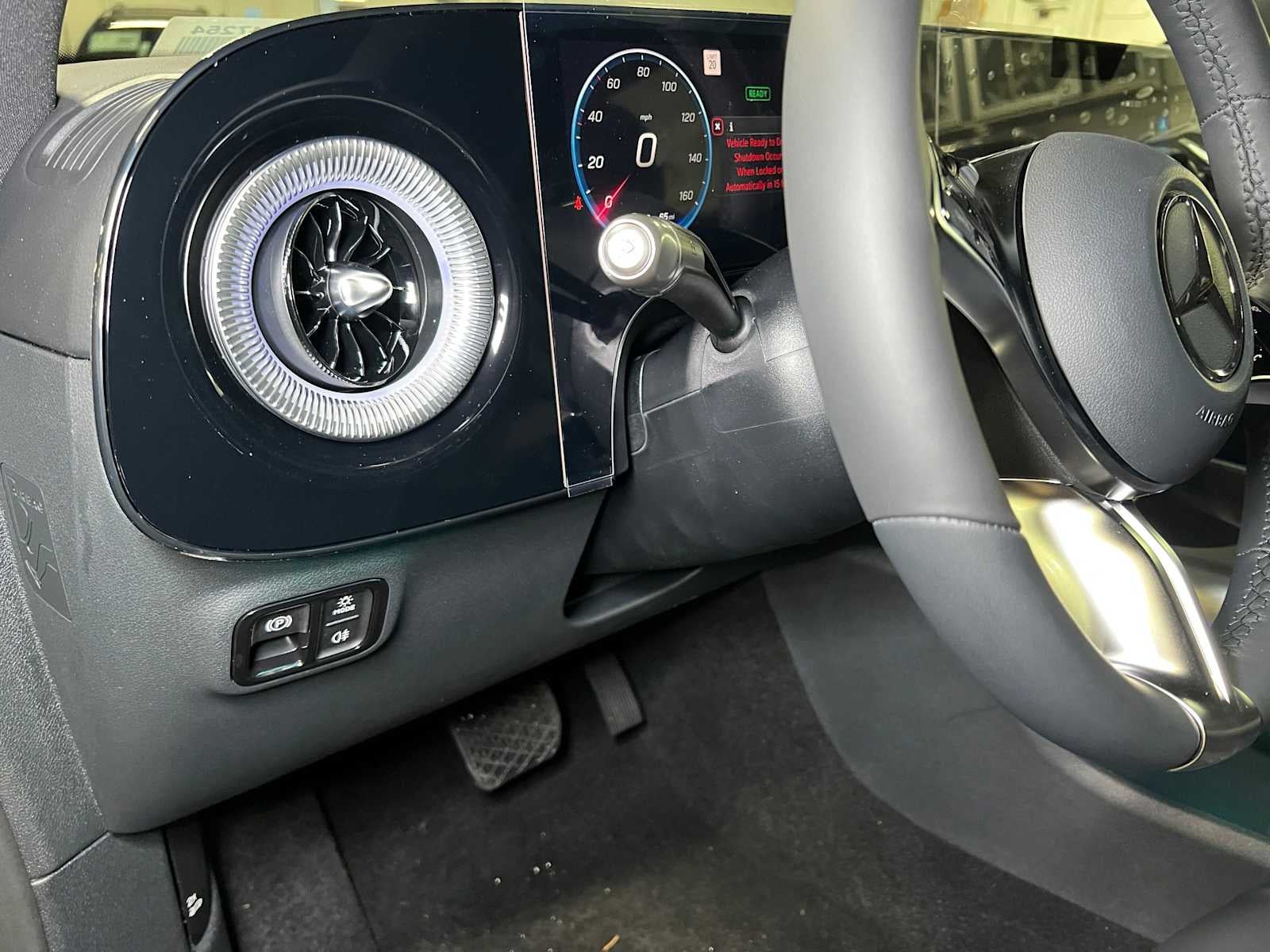 2027 Mercedes-Benz CLA 220 Hybrid FWD