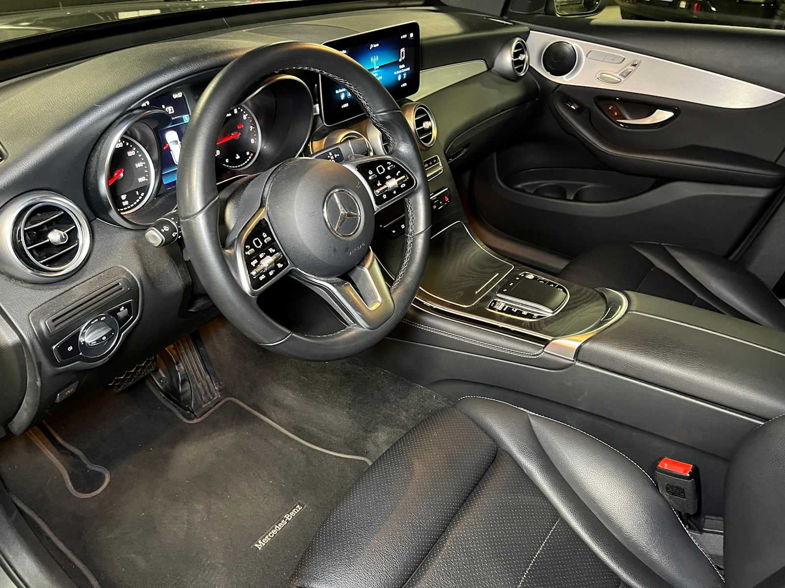 2021 Mercedes-Benz GLC GLC 300