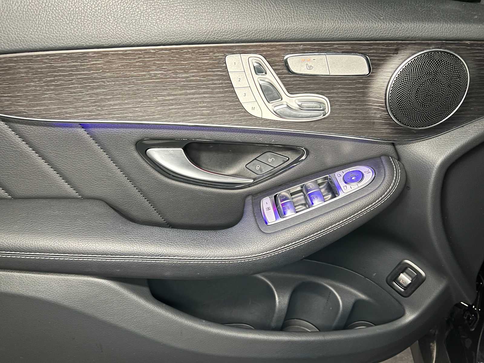 2022 Mercedes-Benz GLC 300 GLC 300