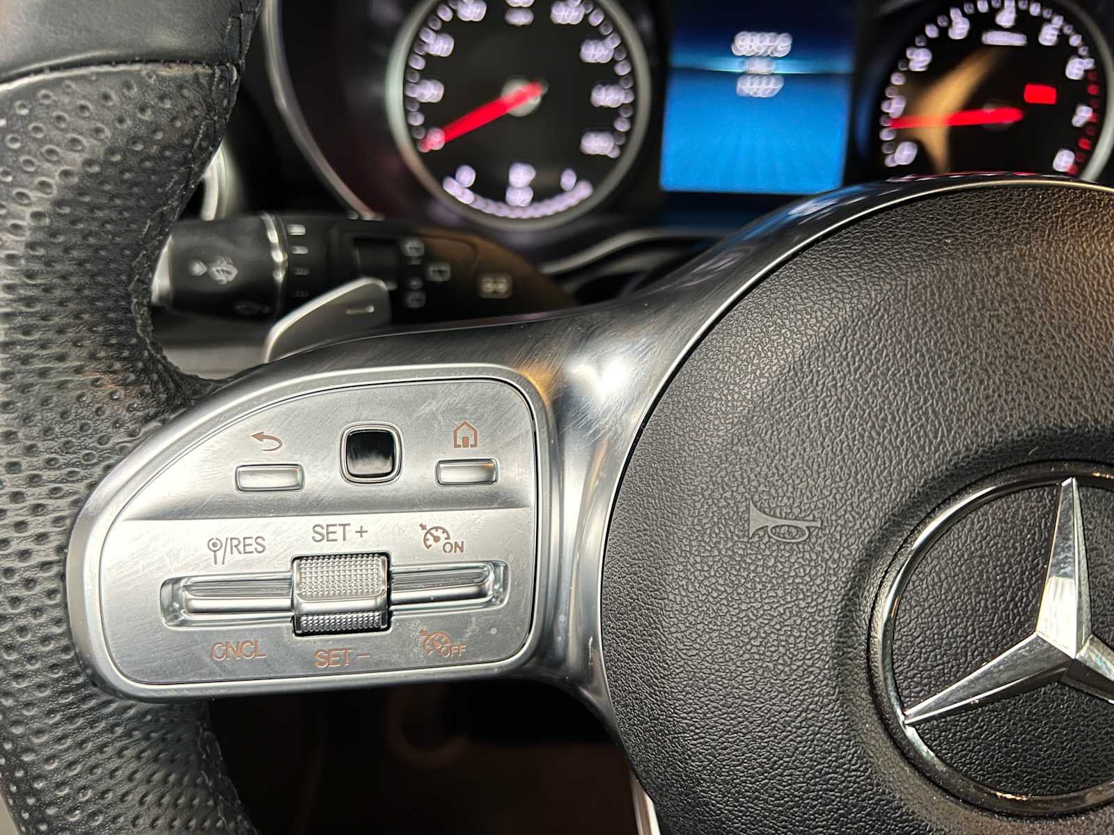 2022 Mercedes-Benz GLC 300 GLC 300