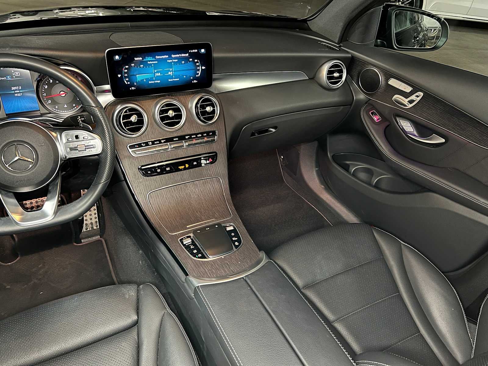 2022 Mercedes-Benz GLC 300 GLC 300