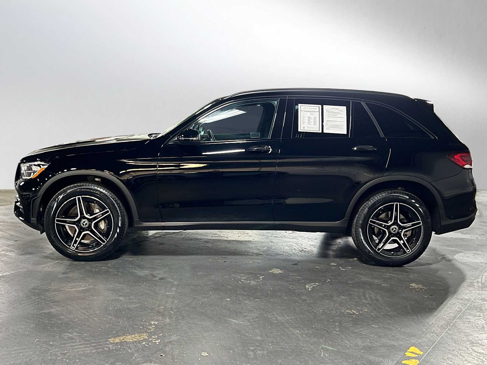 2022 Mercedes-Benz GLC 300 GLC 300