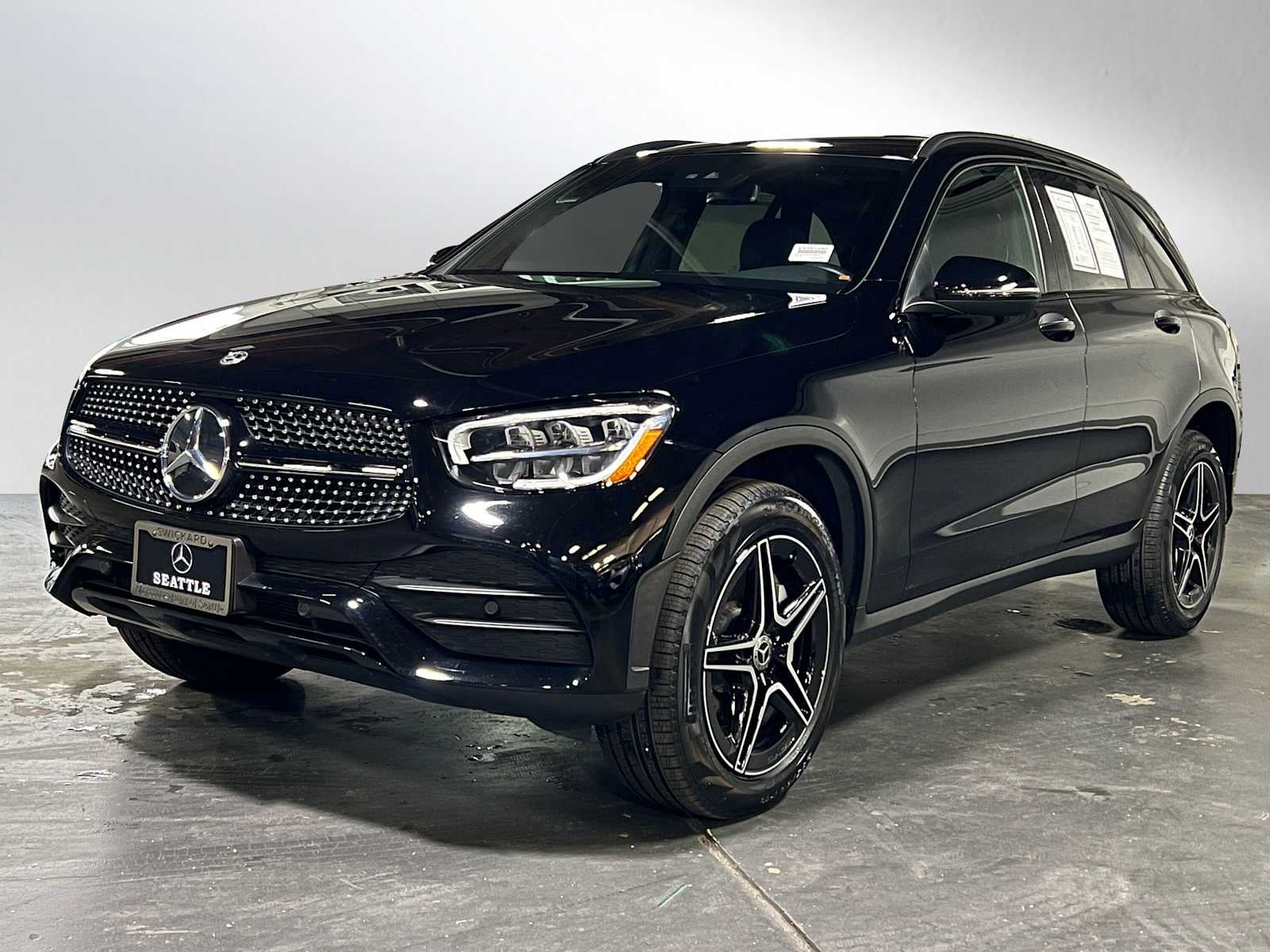 2022 Mercedes-Benz GLC 300 GLC 300
