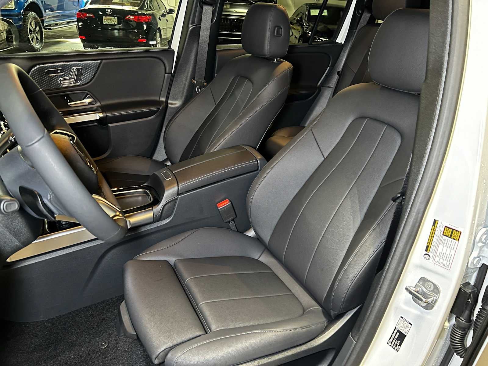 2026 Mercedes-Benz GLB 250 SUV