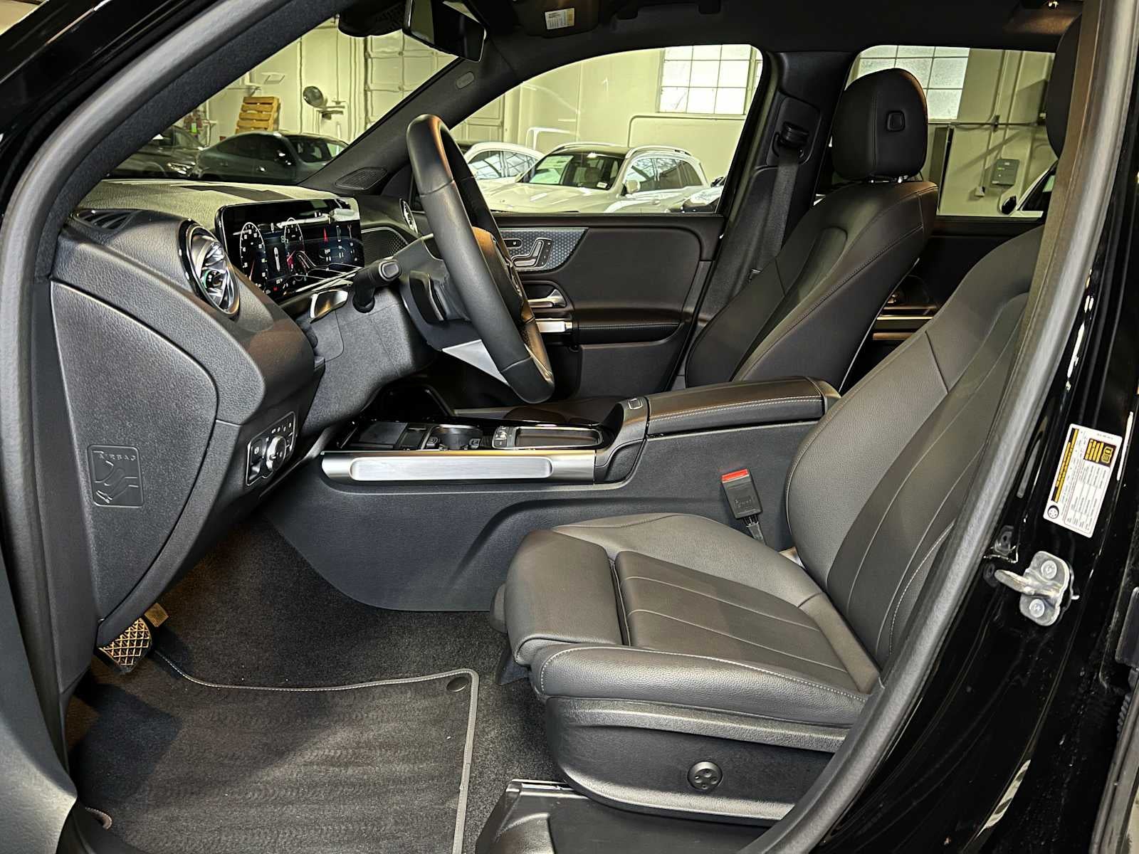 2025 Mercedes-Benz GLB 250 GLB 250