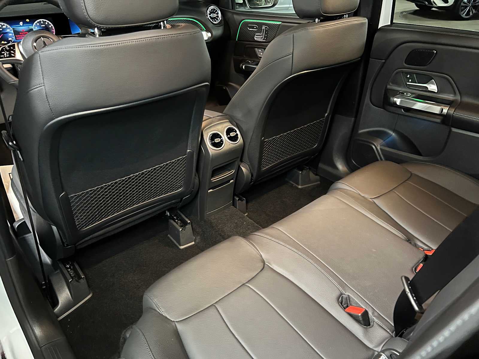 2026 Mercedes-Benz GLB 250 4MATIC® SUV