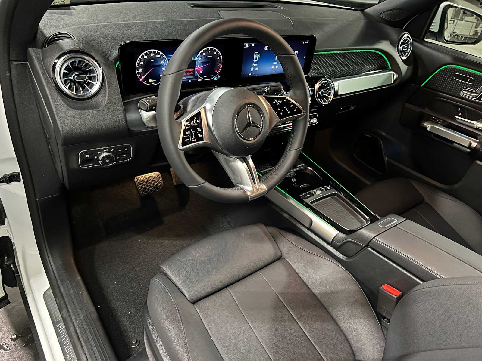 2026 Mercedes-Benz GLB 250 4MATIC® SUV