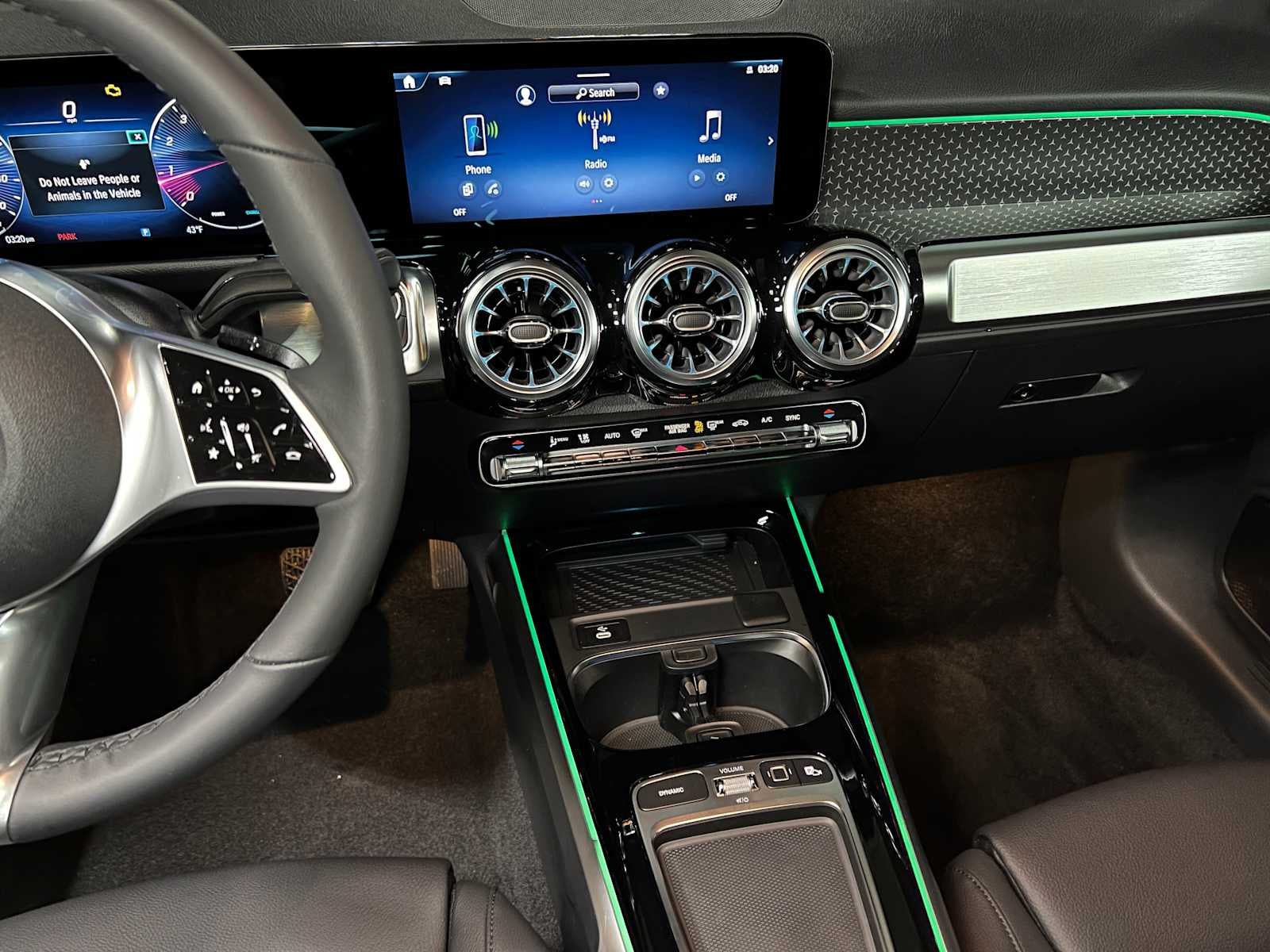 2026 Mercedes-Benz GLB 250 4MATIC® SUV