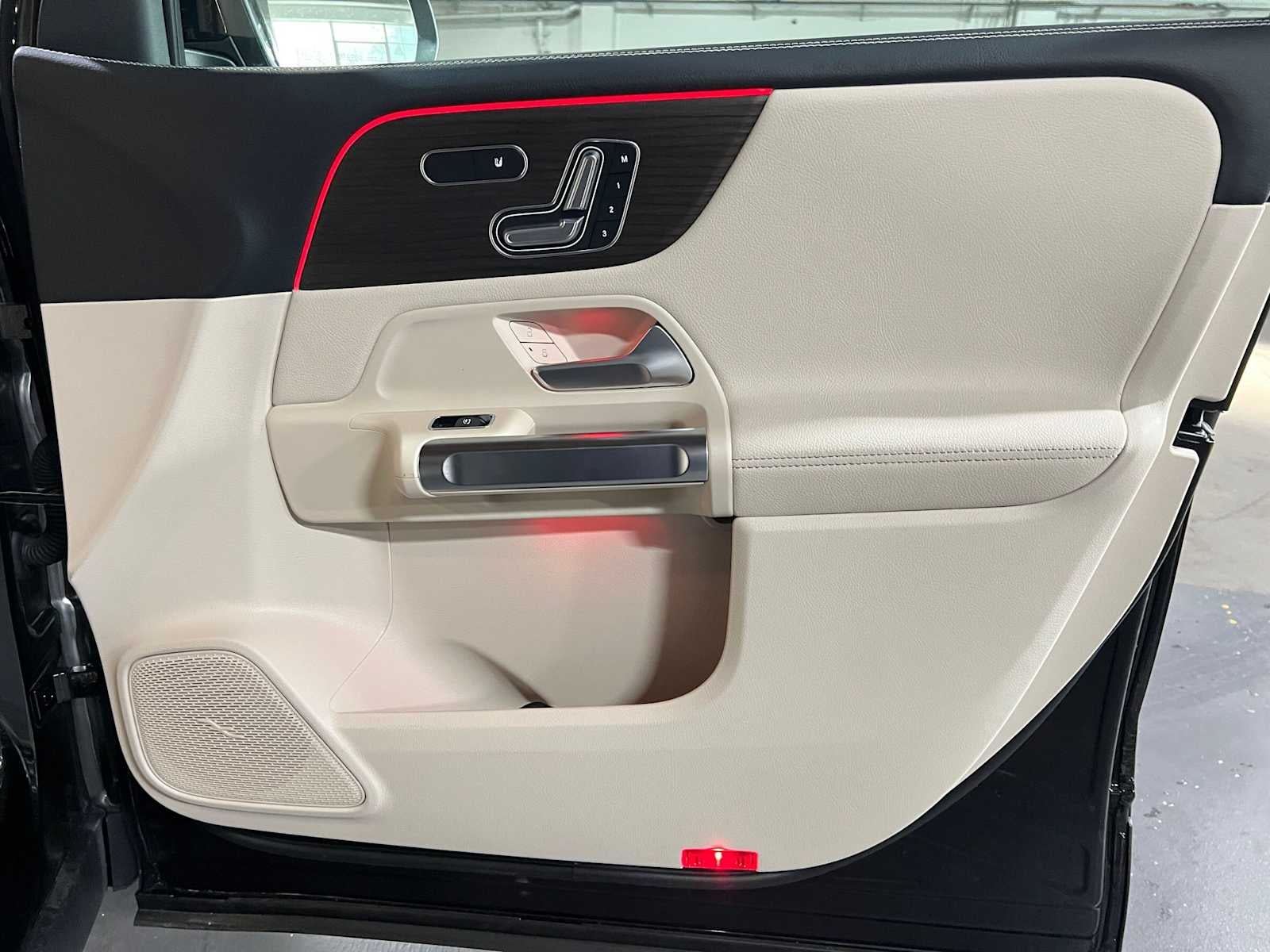 2026 Mercedes-Benz GLB 250 4MATIC® SUV
