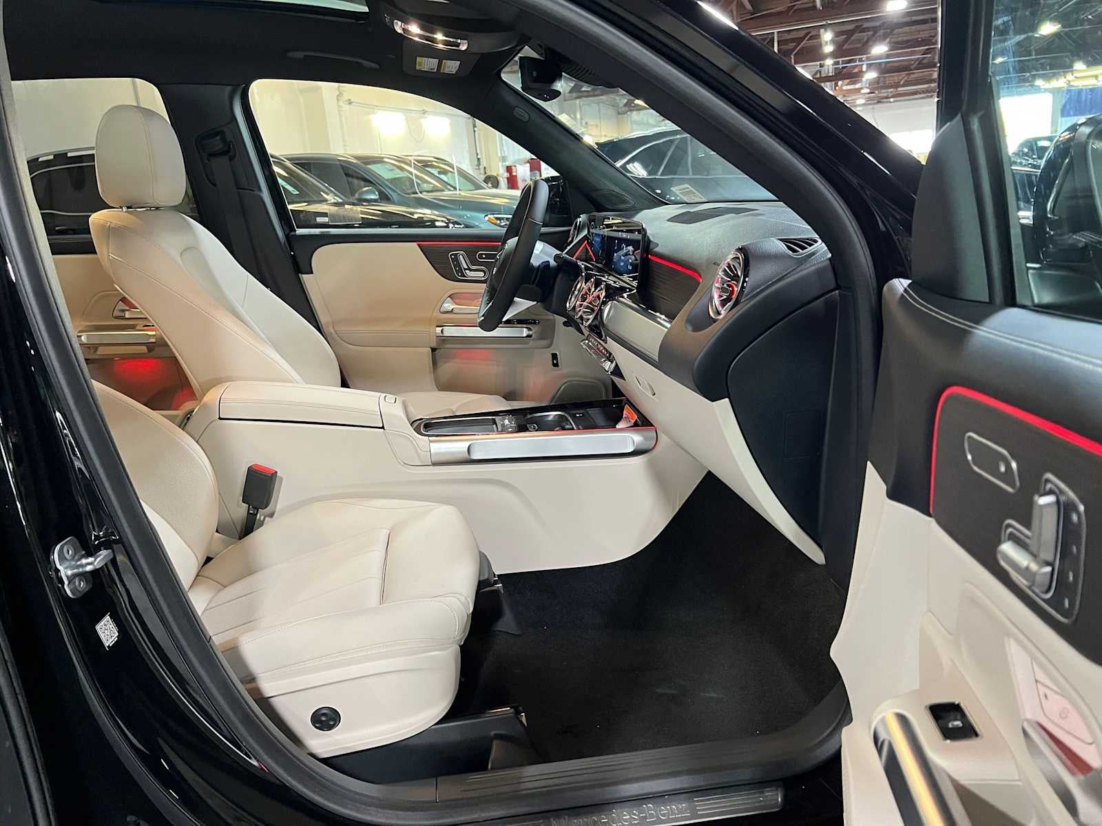2026 Mercedes-Benz GLB 250 4MATIC® SUV
