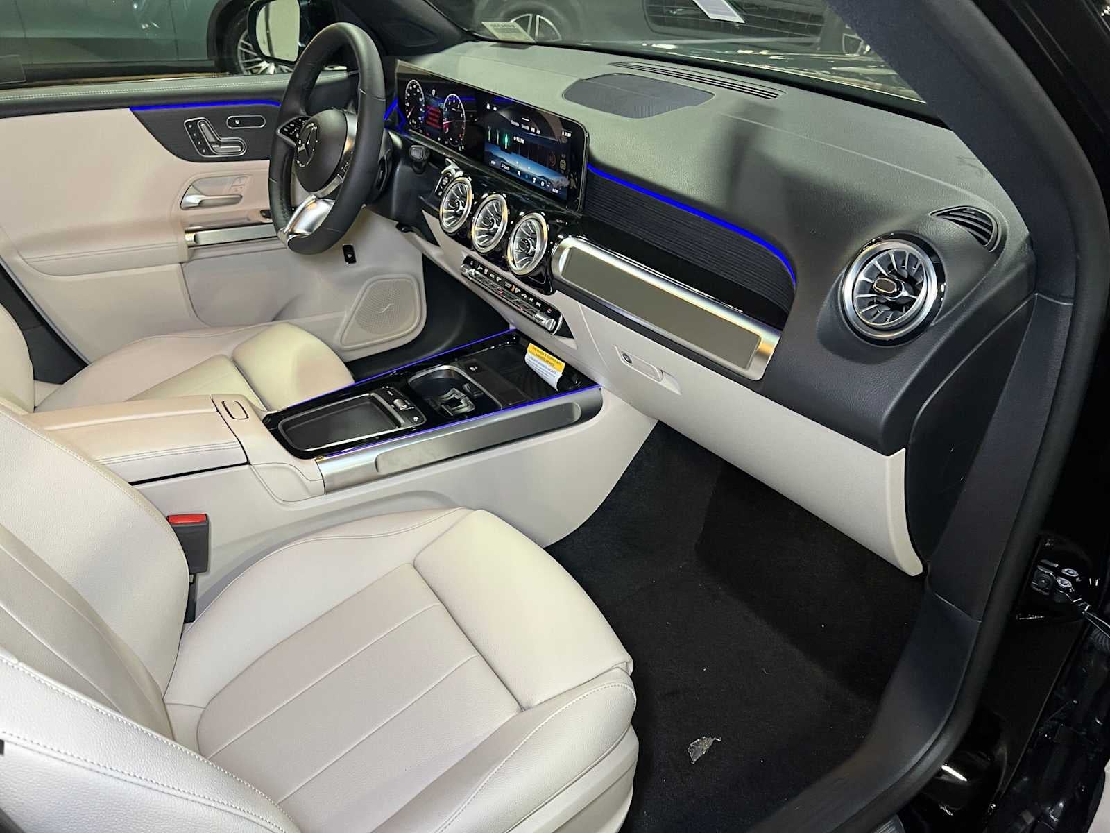 2026 Mercedes-Benz GLB 250 4MATIC® SUV