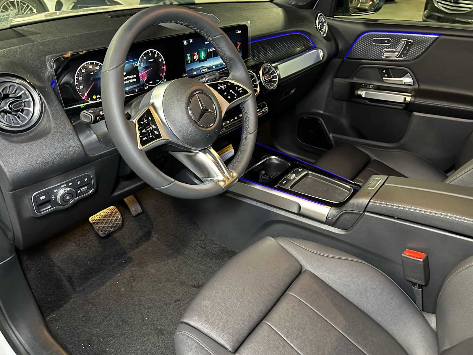 2026 Mercedes-Benz GLB 250 4MATIC® SUV