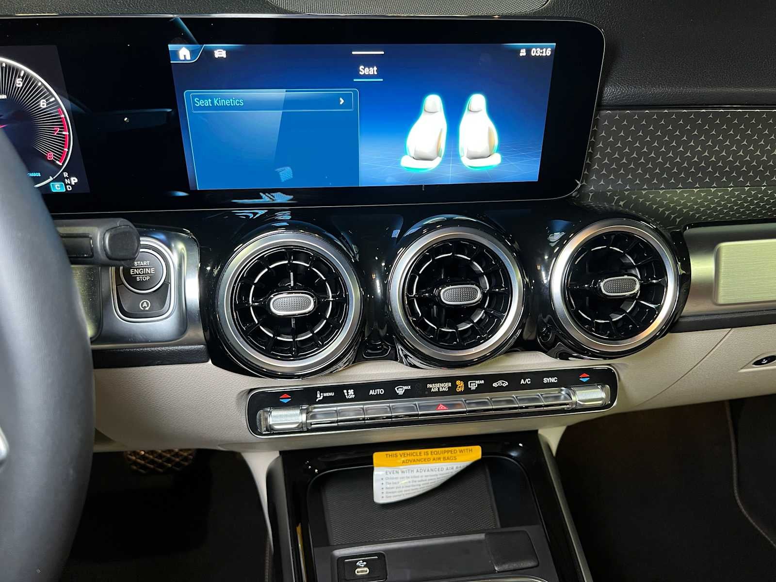 2025 Mercedes-Benz GLB GLB 250