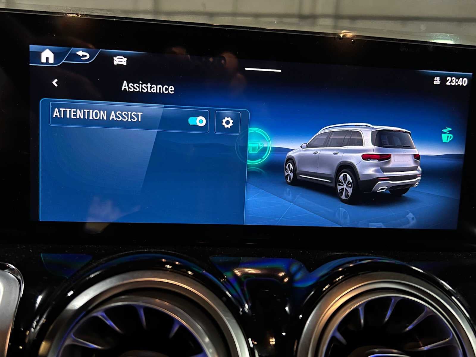 2026 Mercedes-Benz GLB 250 4MATIC® SUV
