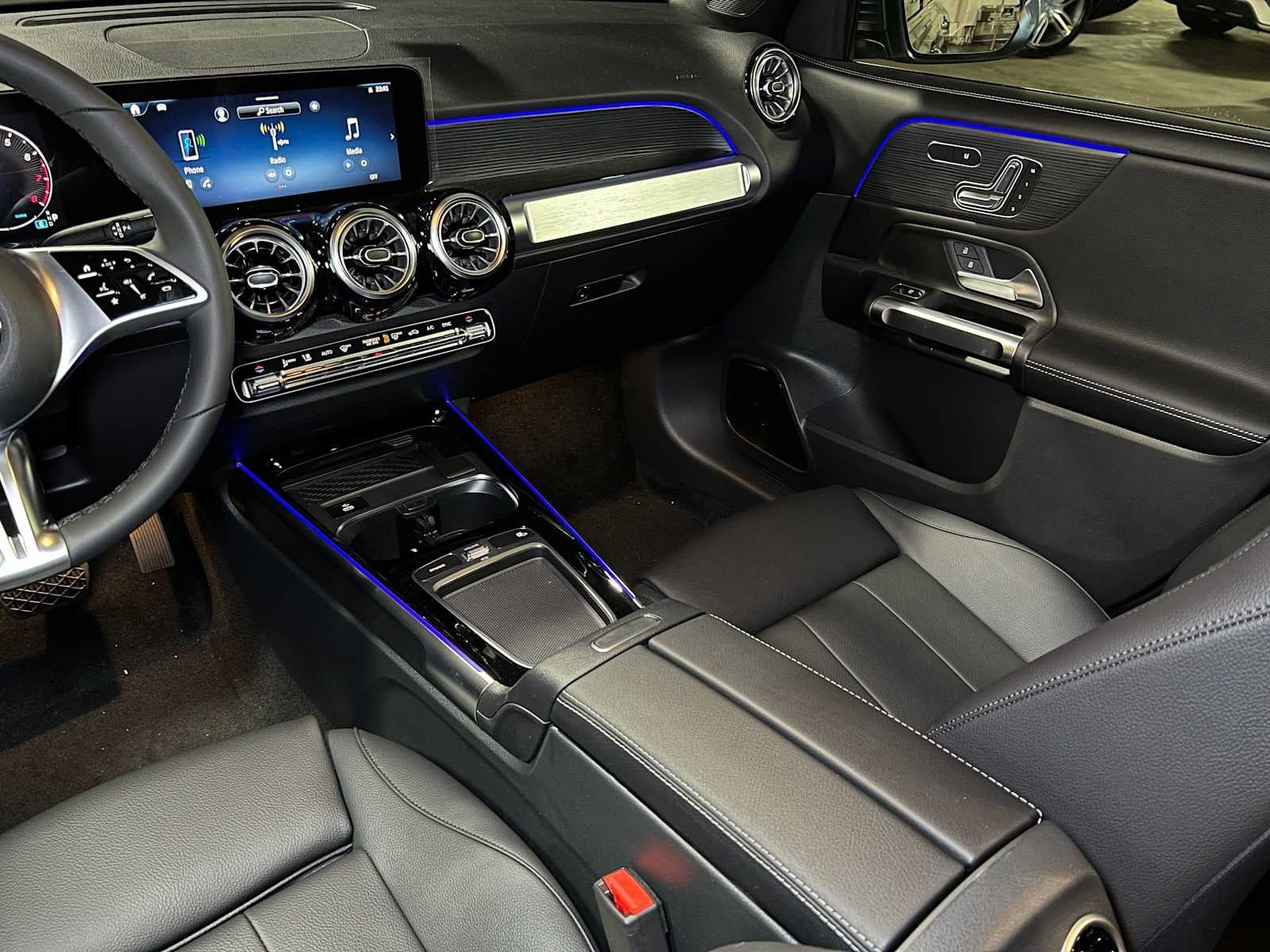 2026 Mercedes-Benz GLB 250 4MATIC® SUV