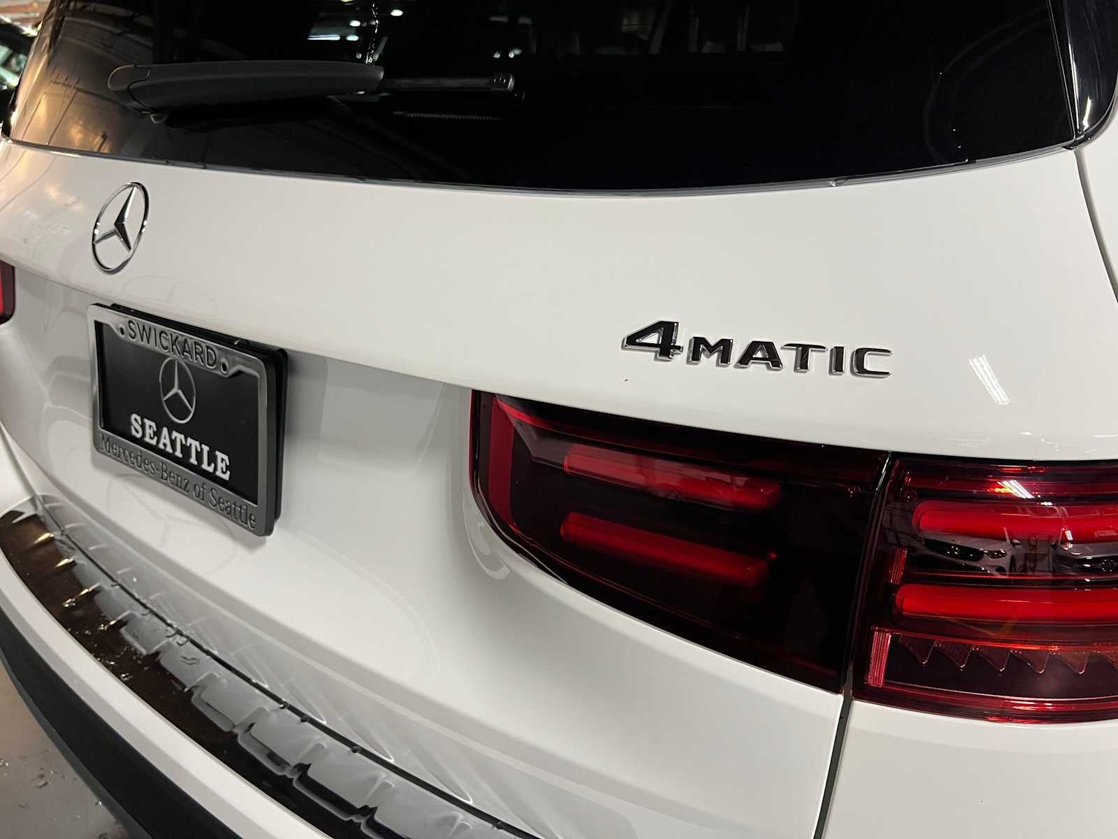 2026 Mercedes-Benz GLB 250 4MATIC® SUV