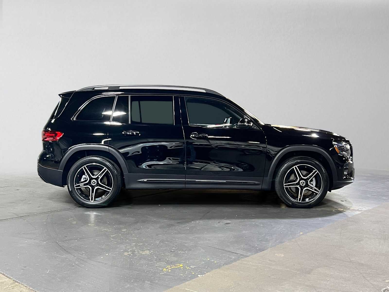 2026 Mercedes-Benz GLB 250 4MATIC® SUV