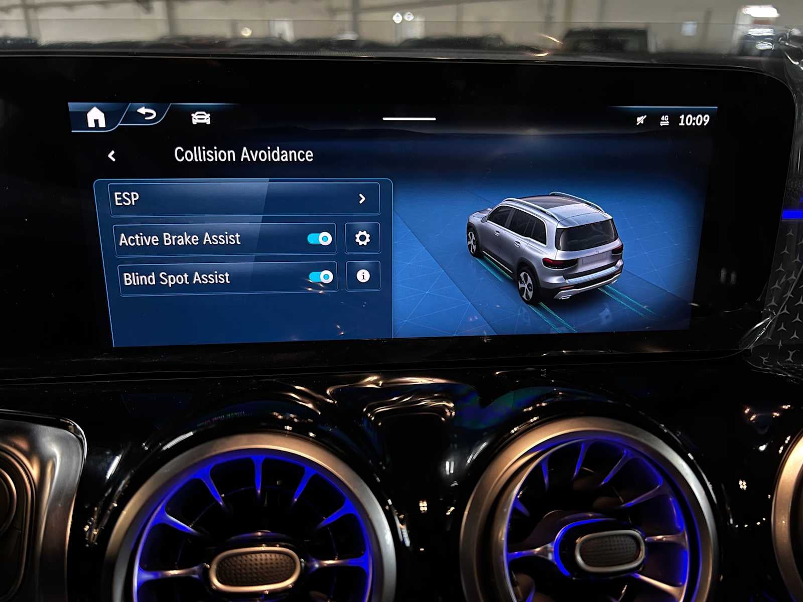 2026 Mercedes-Benz GLB 250 4MATIC® SUV