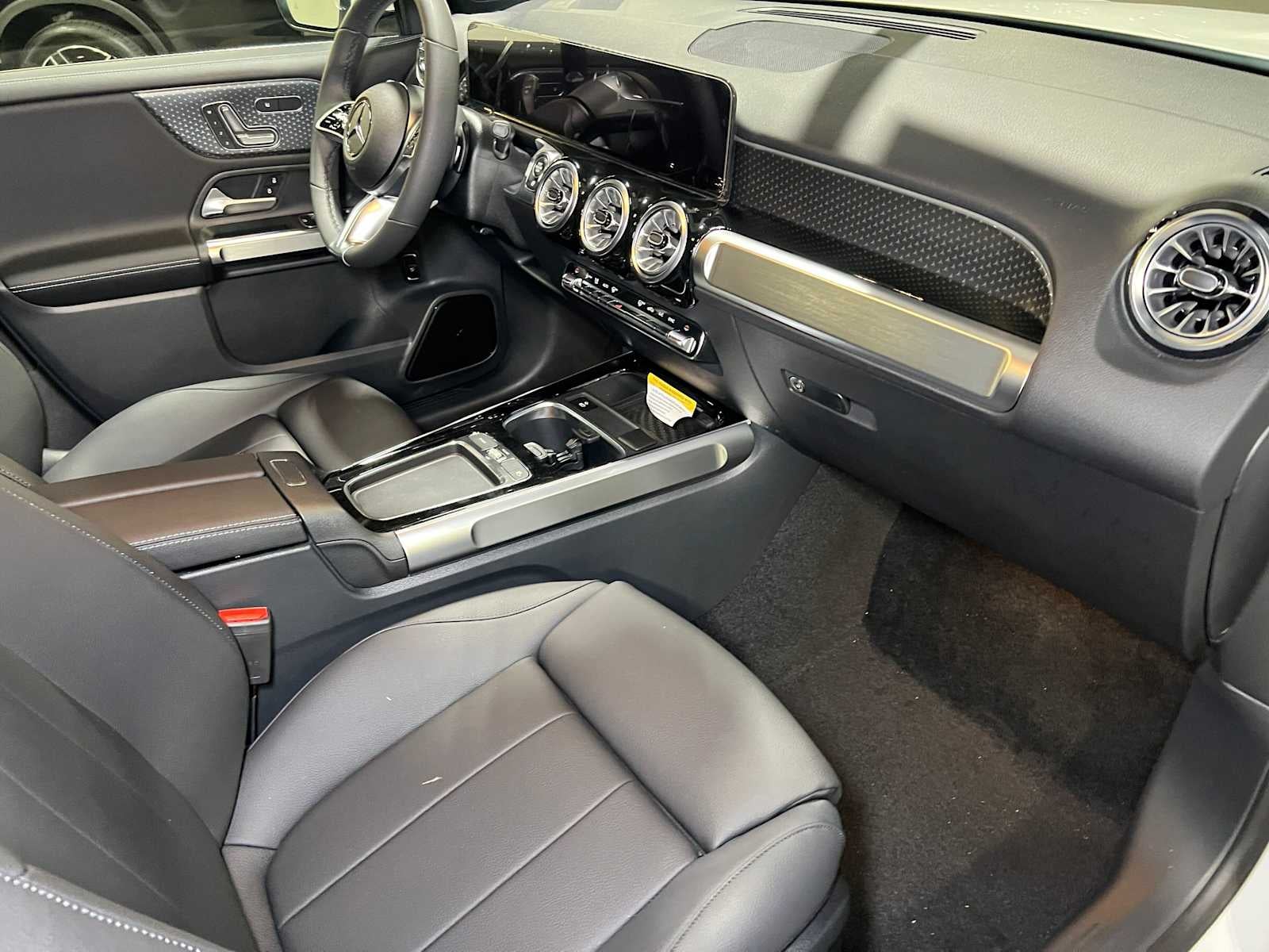 2026 Mercedes-Benz GLB 250 4MATIC® SUV
