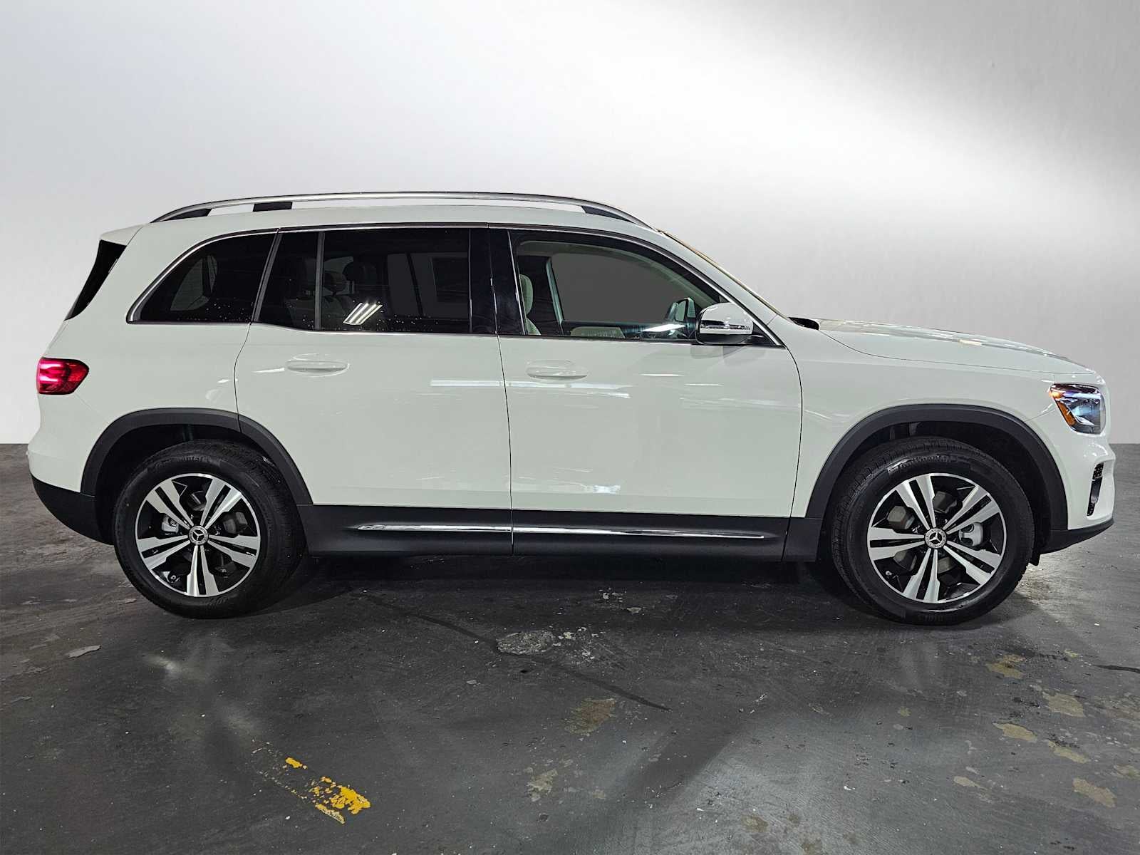 2026 Mercedes-Benz GLB 250 4MATIC® SUV