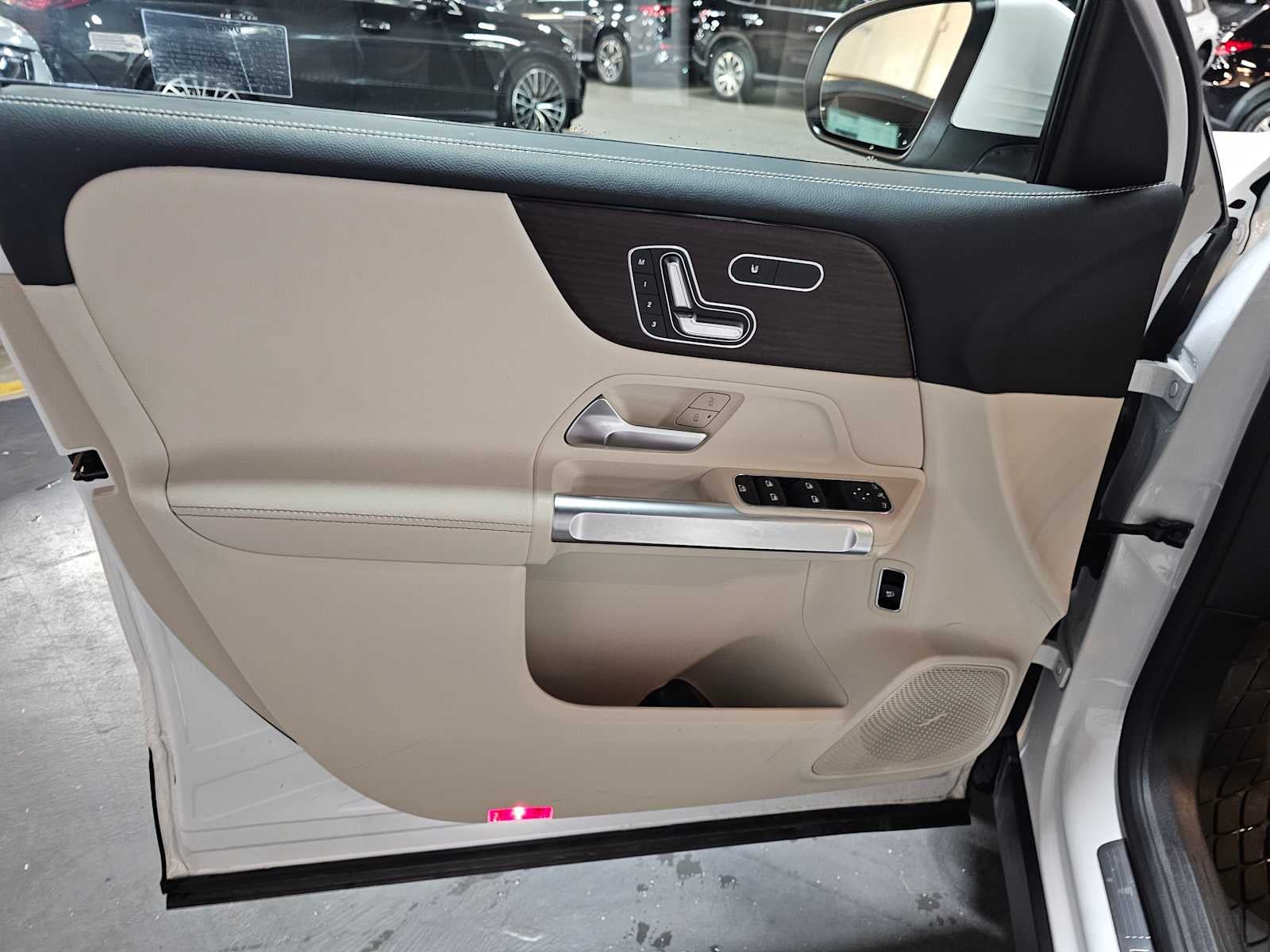 2026 Mercedes-Benz GLB 250 4MATIC® SUV