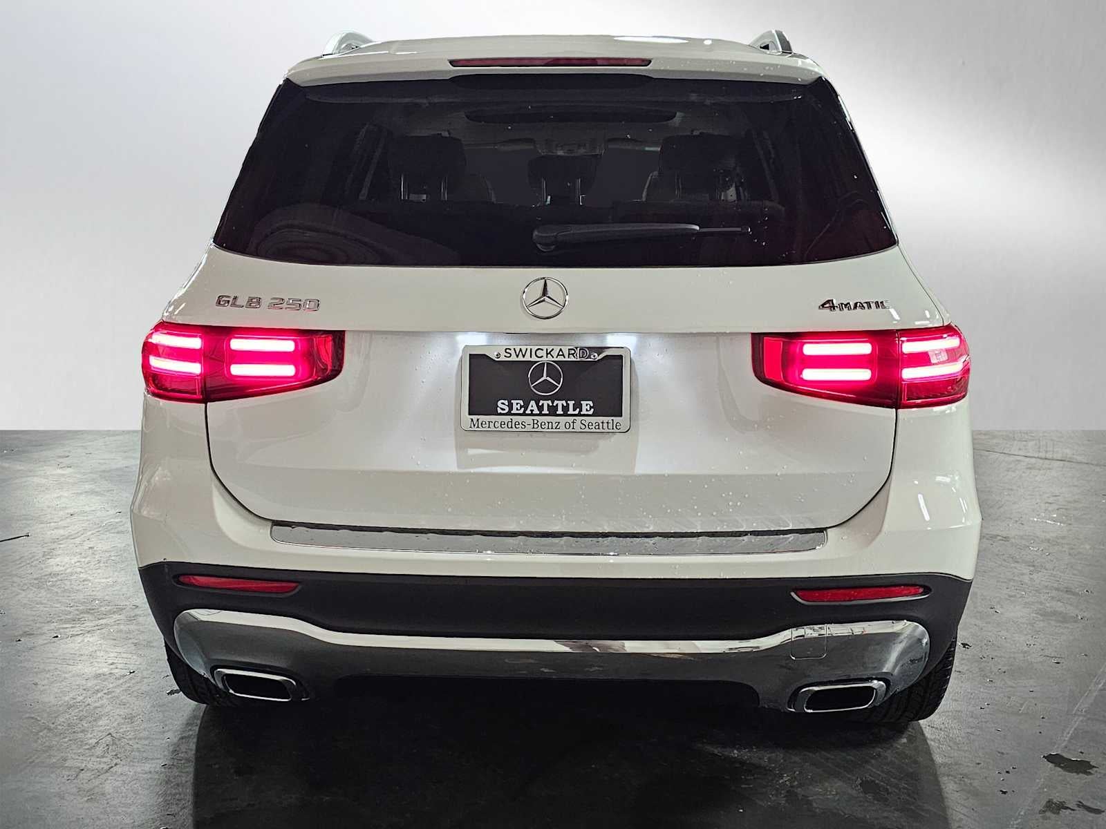 2026 Mercedes-Benz GLB 250 4MATIC® SUV