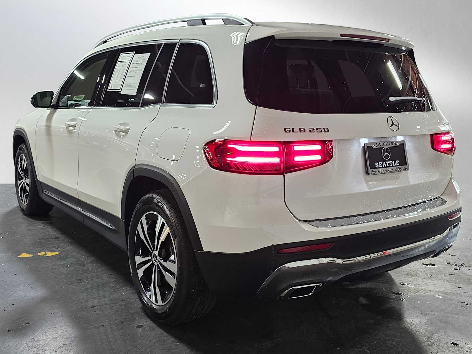 2026 Mercedes-Benz GLB 250 4MATIC® SUV