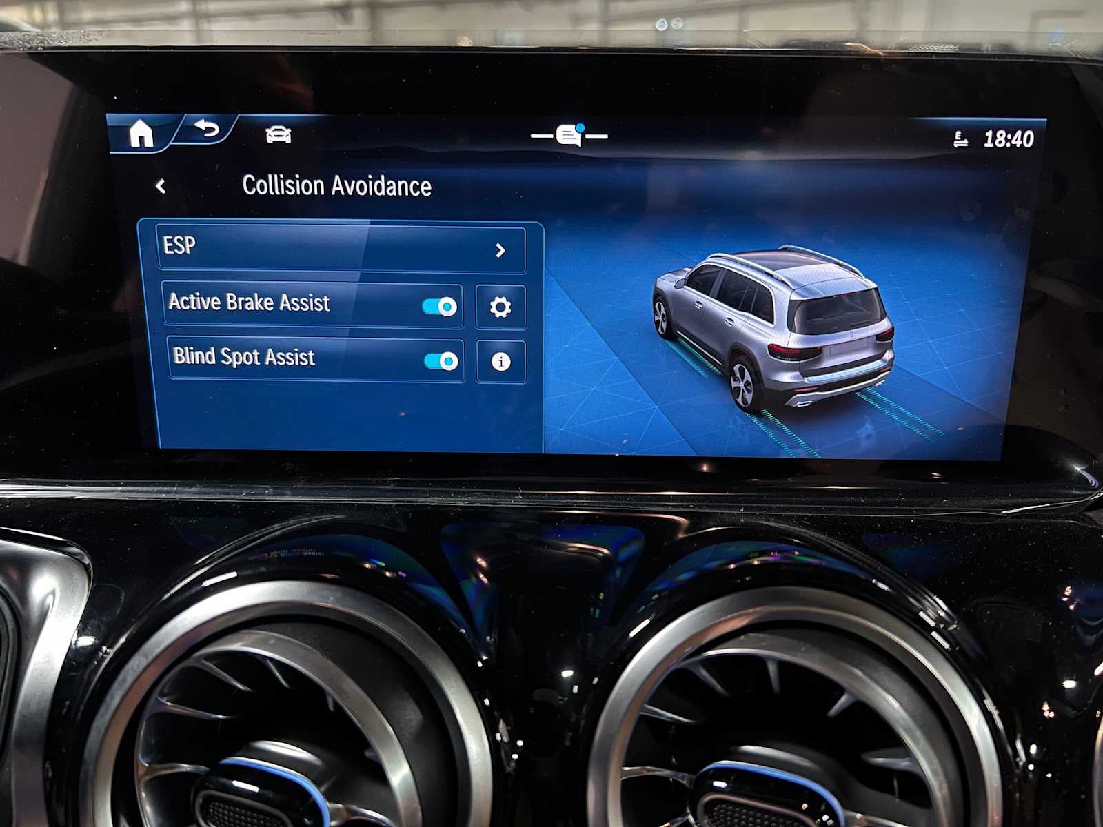 2026 Mercedes-Benz GLB 250 4MATIC® SUV