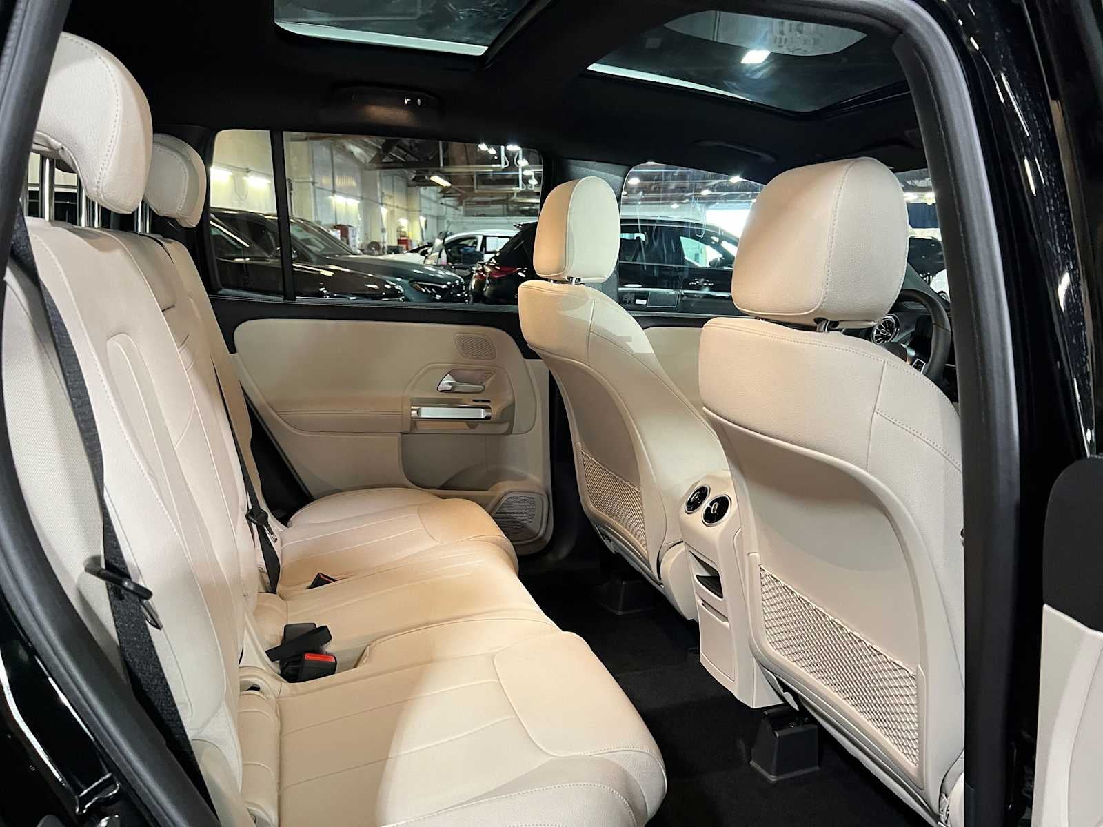 2026 Mercedes-Benz GLB 250 4MATIC® SUV