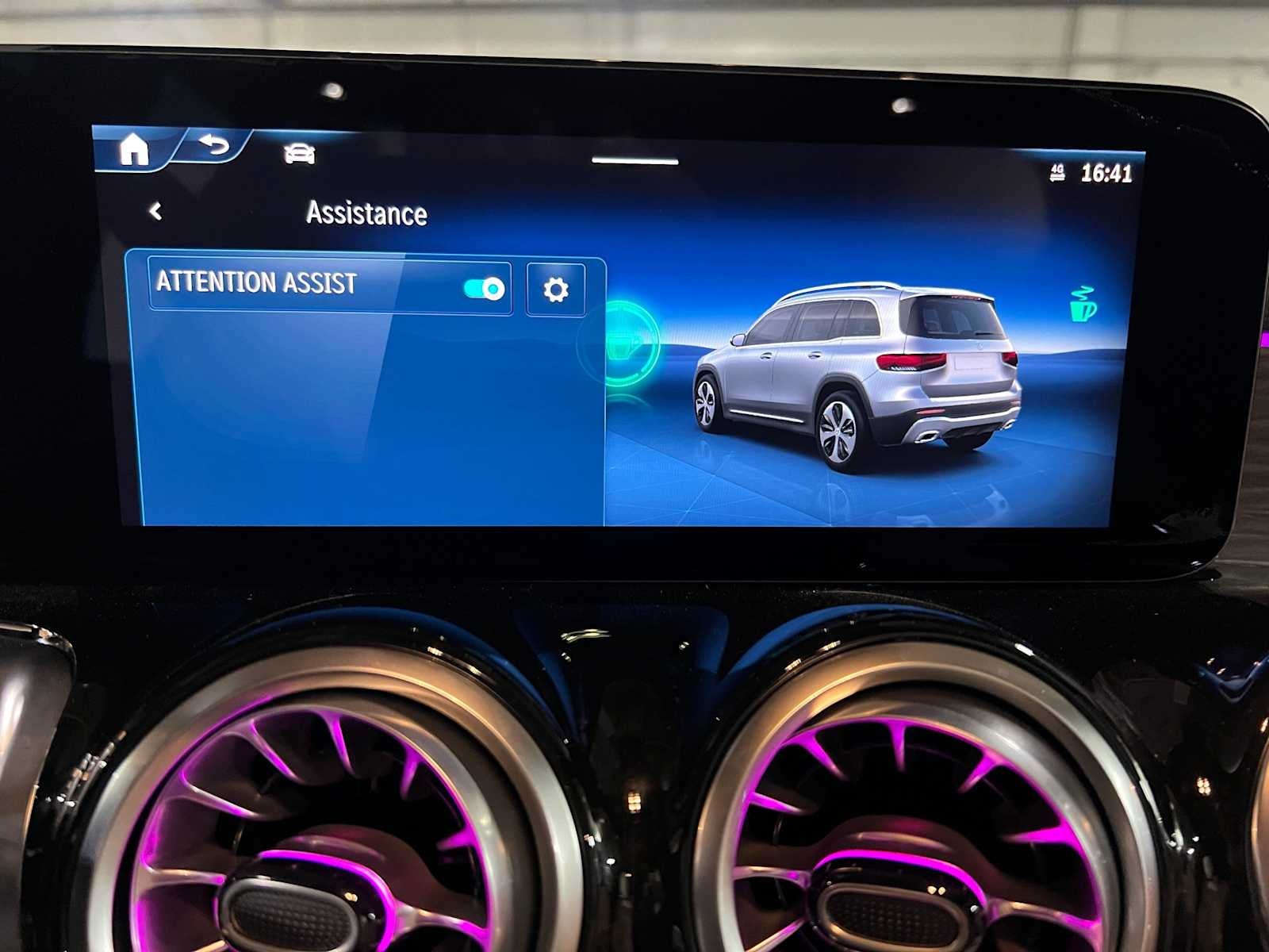 2026 Mercedes-Benz GLB 250 4MATIC® SUV
