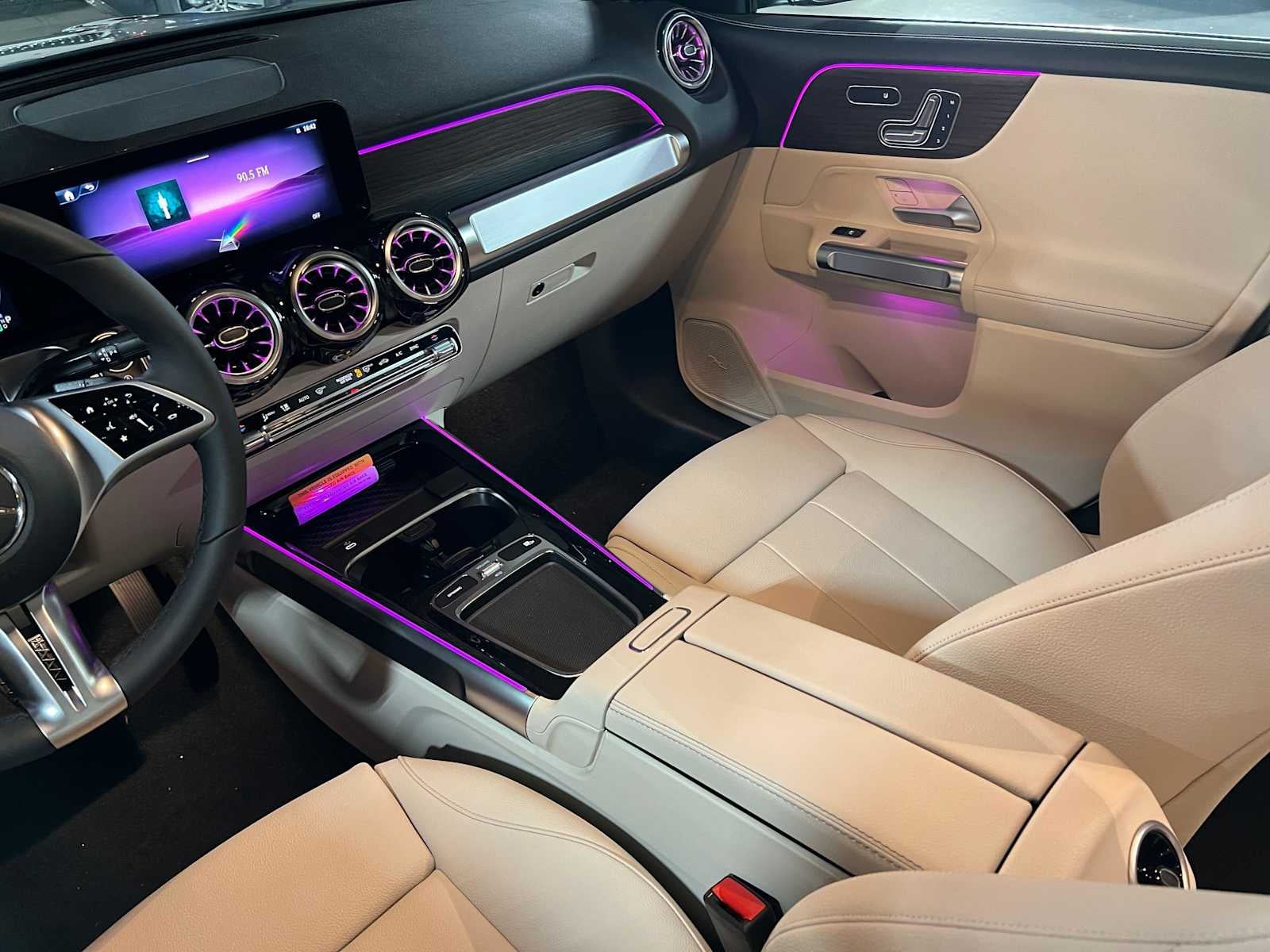 2026 Mercedes-Benz GLB 250 4MATIC® SUV