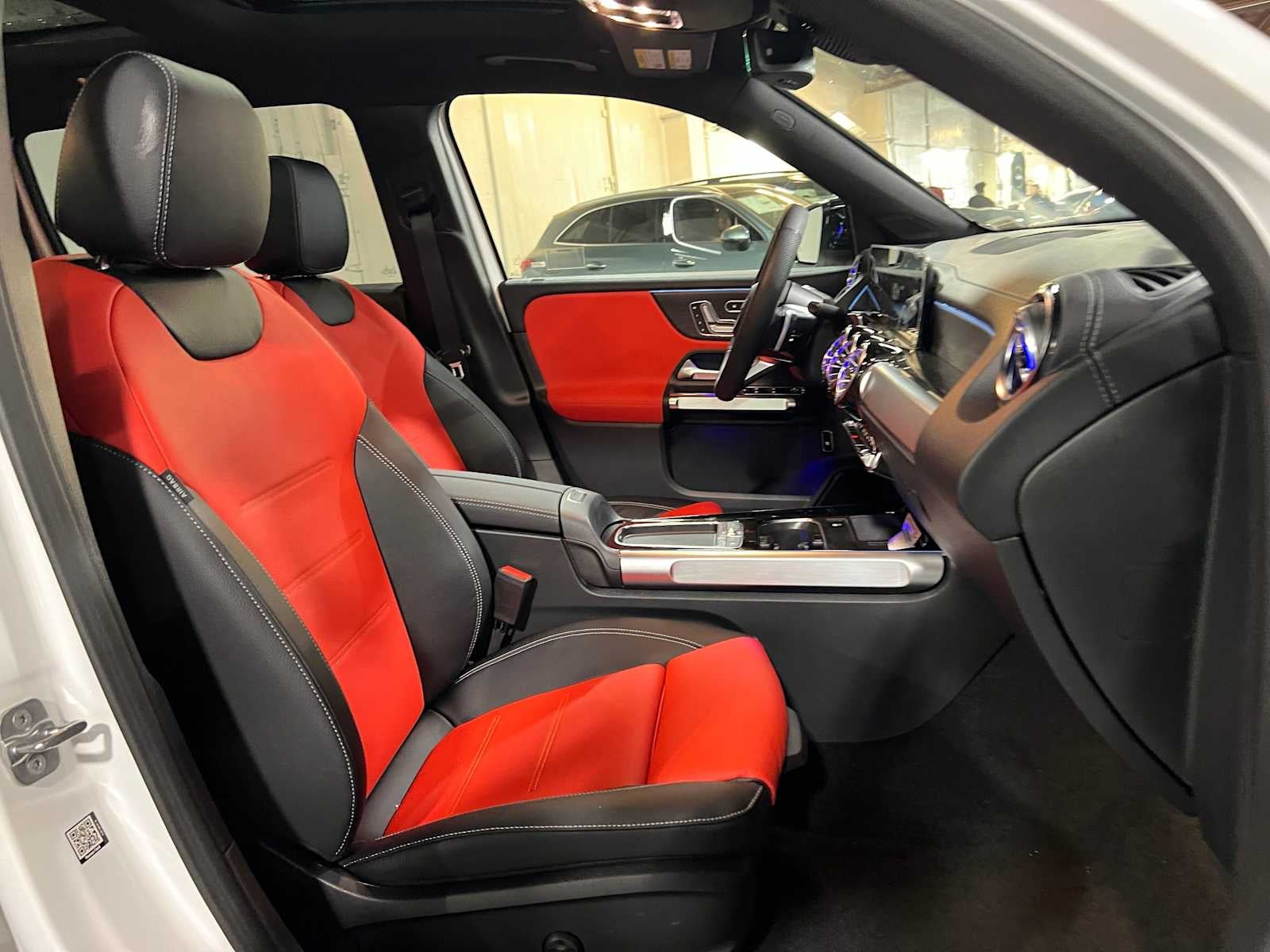 2026 Mercedes-Benz GLB 250 4MATIC® SUV