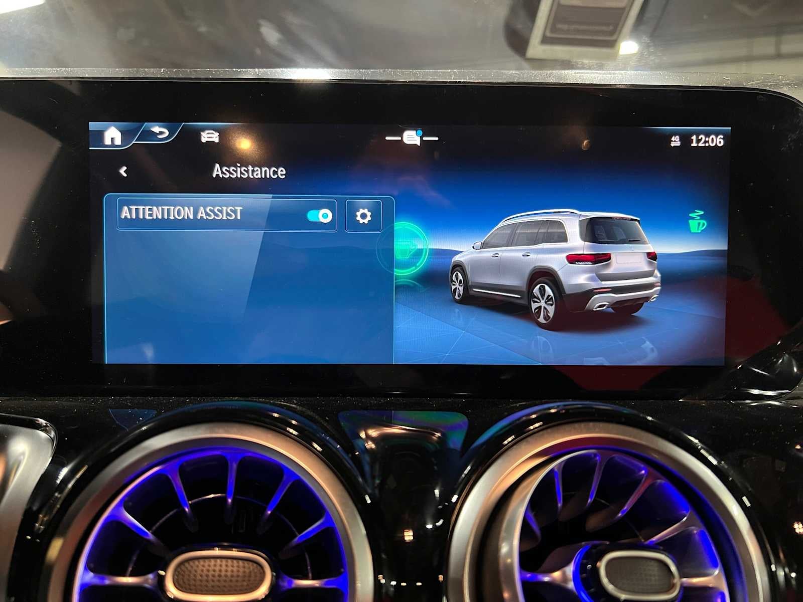 2026 Mercedes-Benz GLB 250 4MATIC® SUV