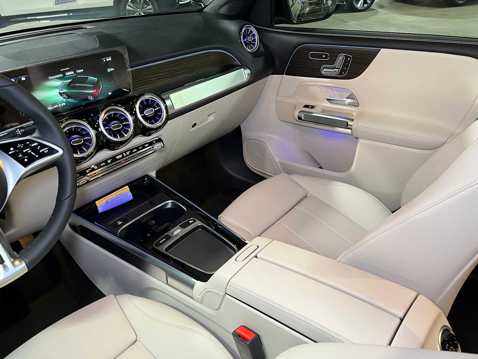 2026 Mercedes-Benz GLB 250 4MATIC® SUV