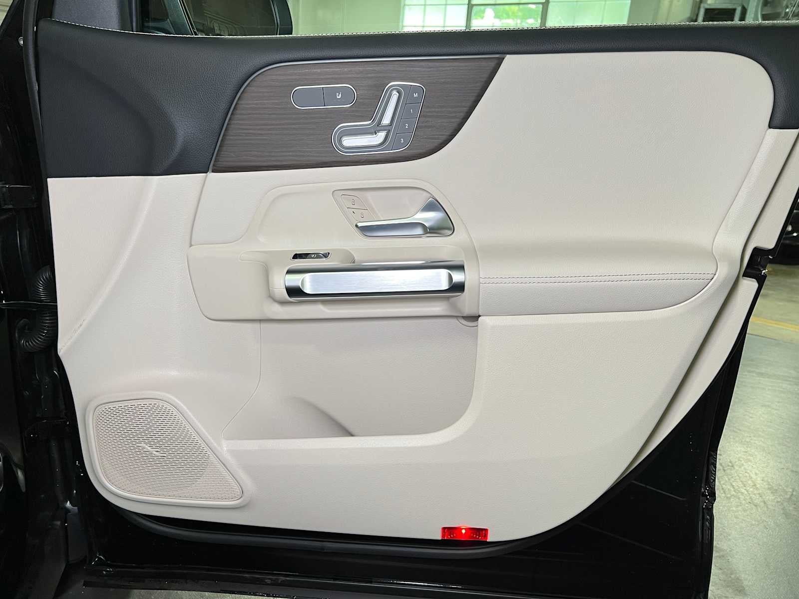 2025 Mercedes-Benz GLB GLB 250