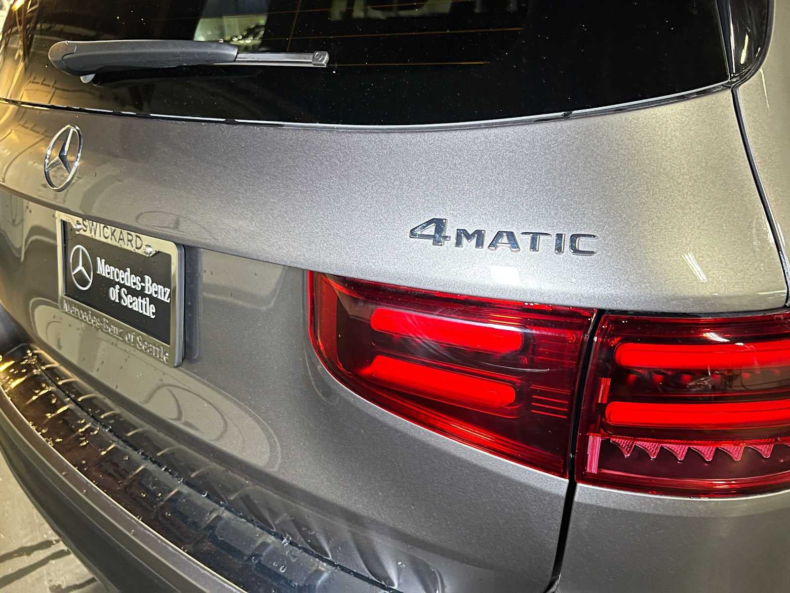 2026 Mercedes-Benz GLB 250 4MATIC® SUV
