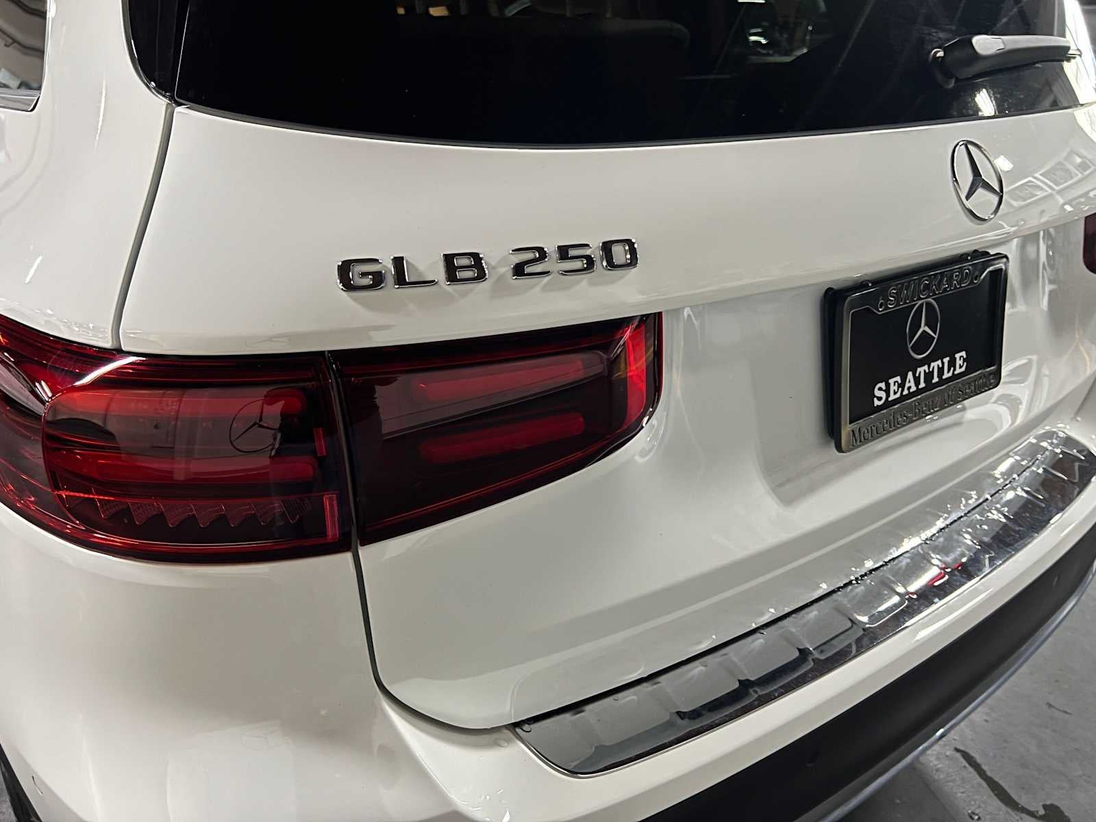 2026 Mercedes-Benz GLB 250 4MATIC® SUV