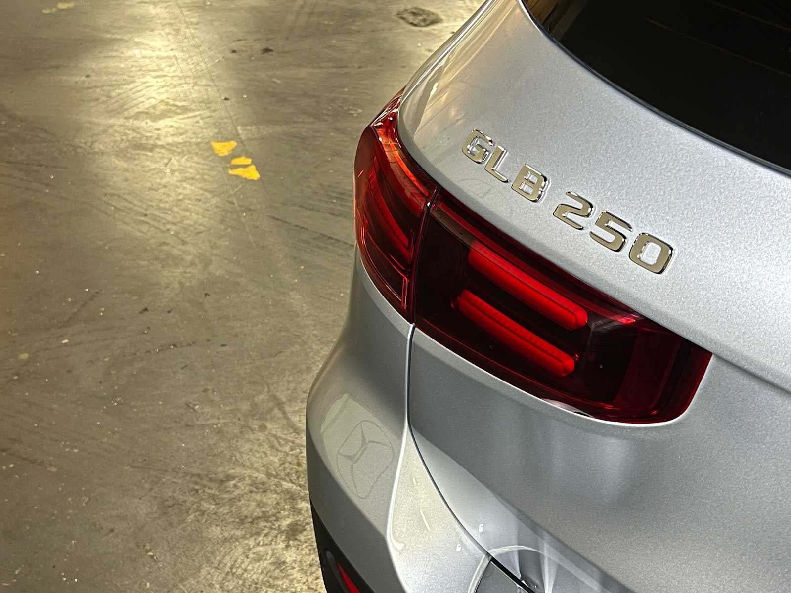 2025 Mercedes-Benz GLB 250 GLB 250