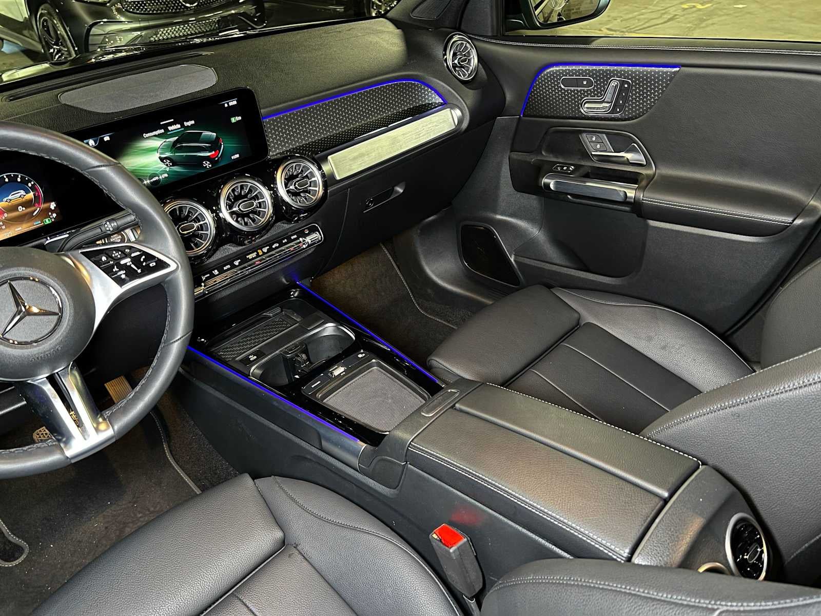 2026 Mercedes-Benz GLB 250 4MATIC® SUV