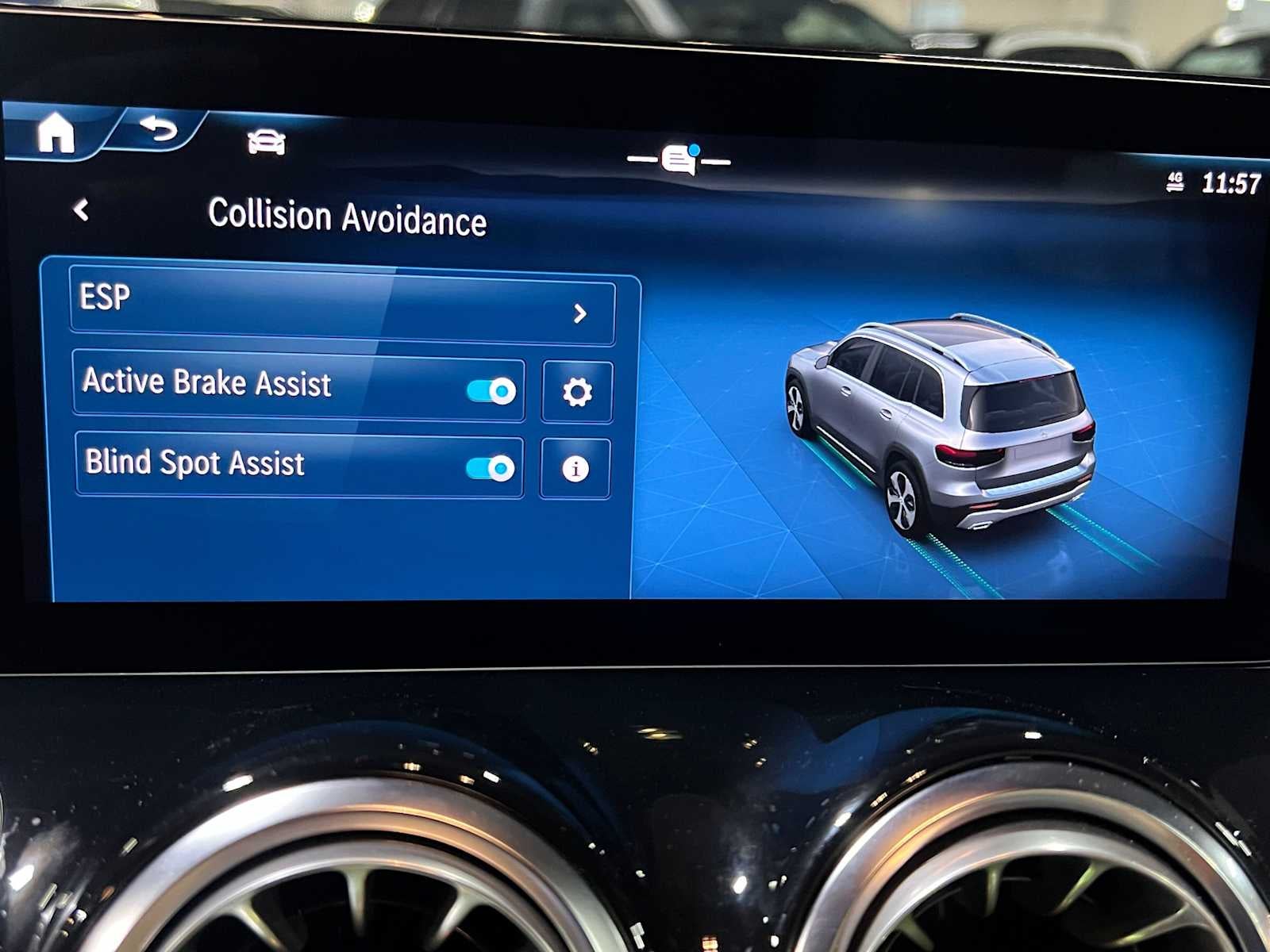 2026 Mercedes-Benz GLB 250 4MATIC® SUV