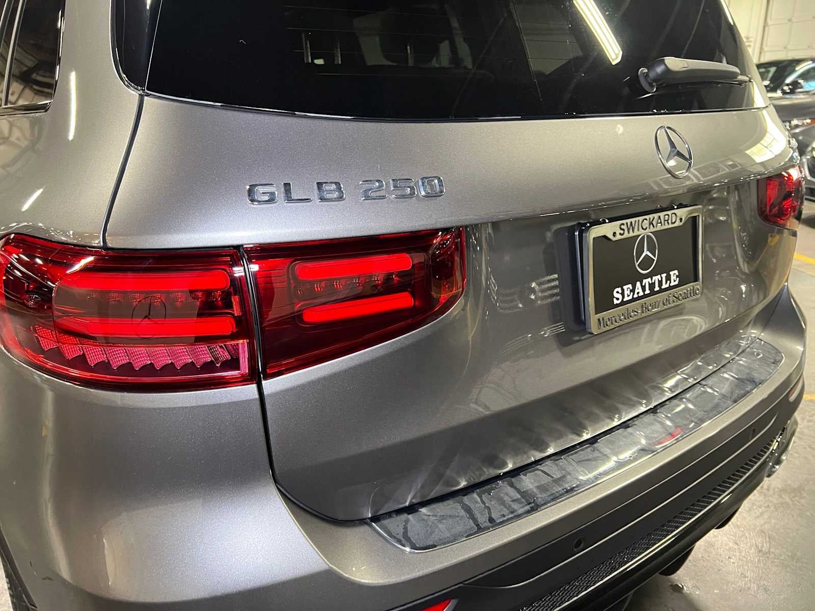 2026 Mercedes-Benz GLB 250 4MATIC® SUV
