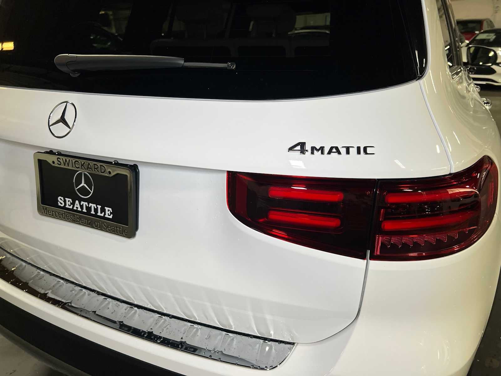 2026 Mercedes-Benz GLB 250 4MATIC® SUV