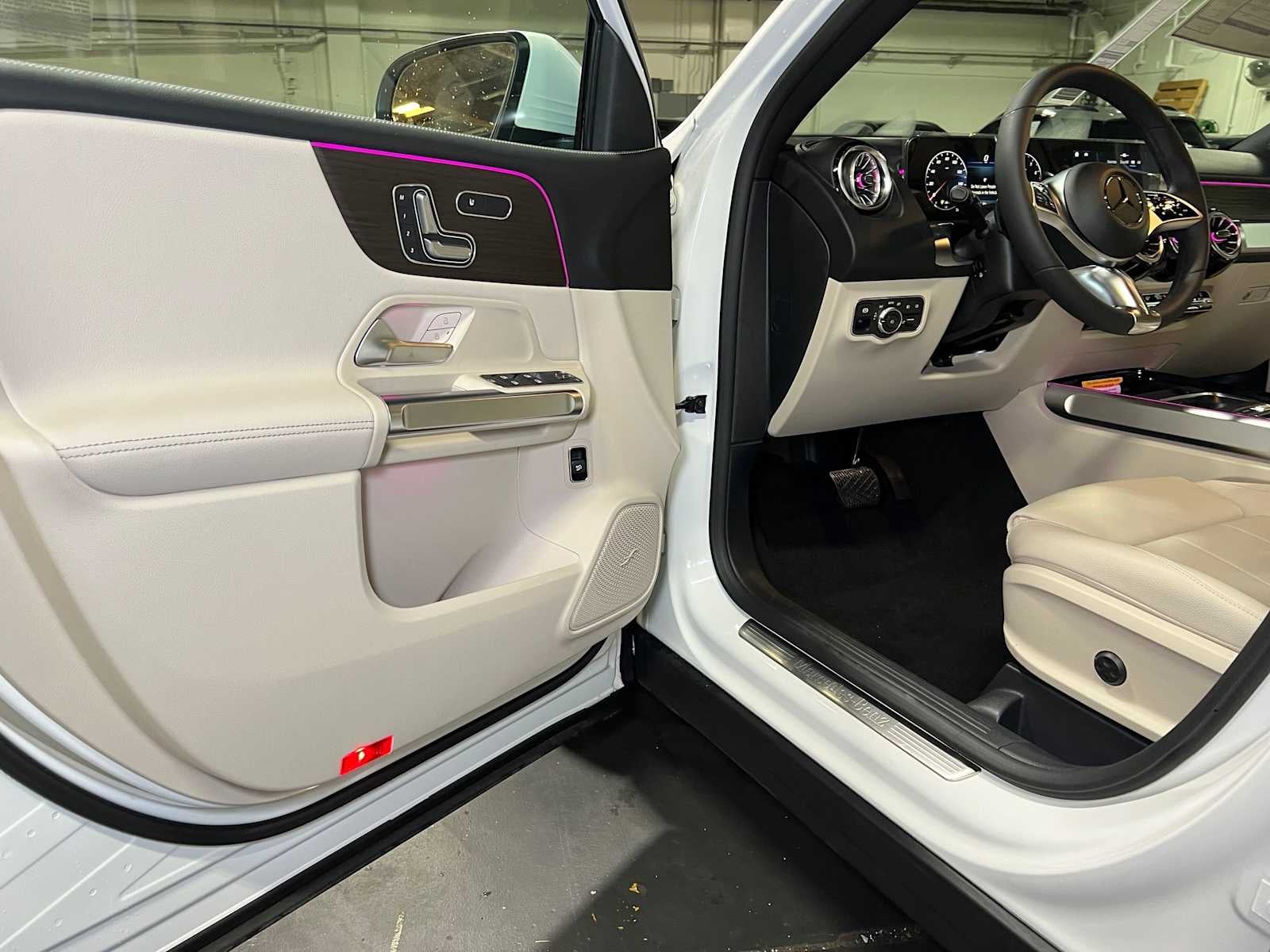 2026 Mercedes-Benz GLB 250 4MATIC® SUV