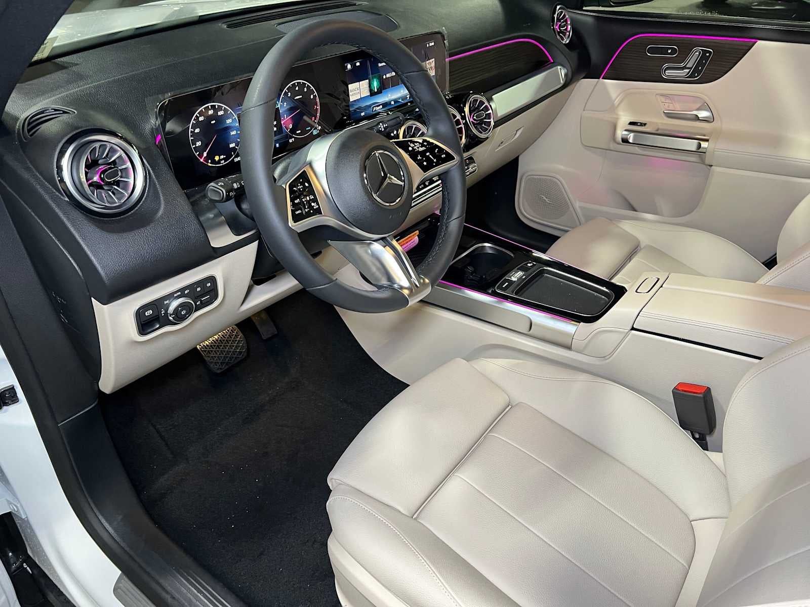 2026 Mercedes-Benz GLB 250 4MATIC® SUV