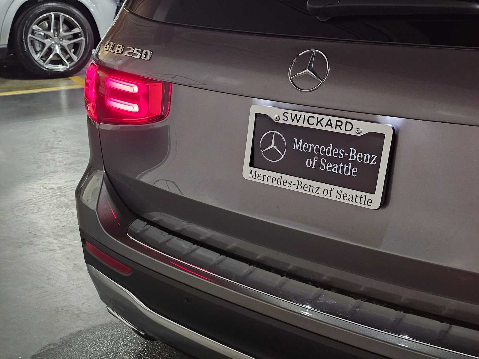 2026 Mercedes-Benz GLB 250 4MATIC® SUV